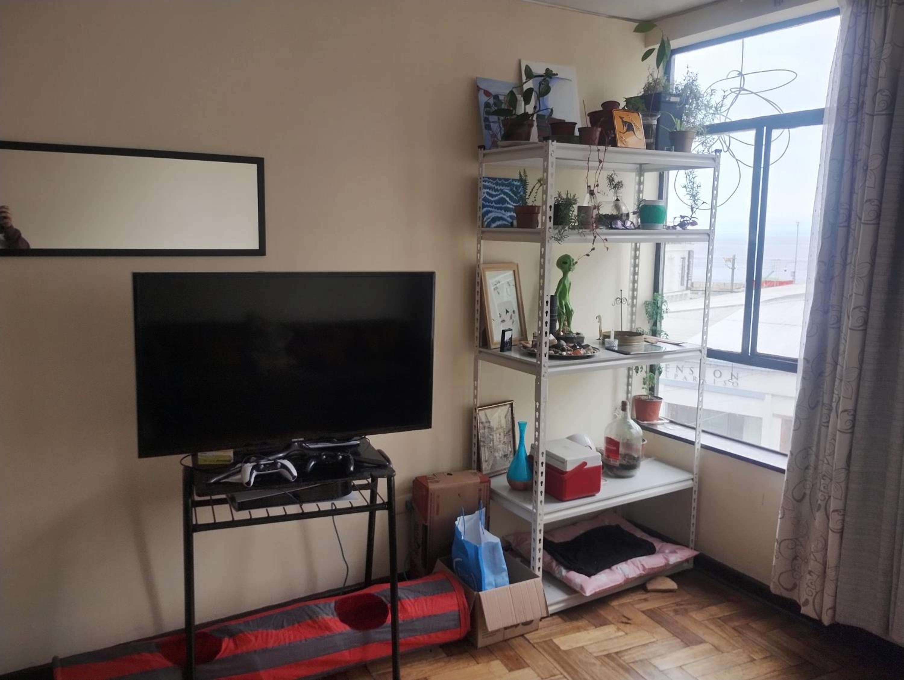 Habitación en departamento céntrico de Valparaíso