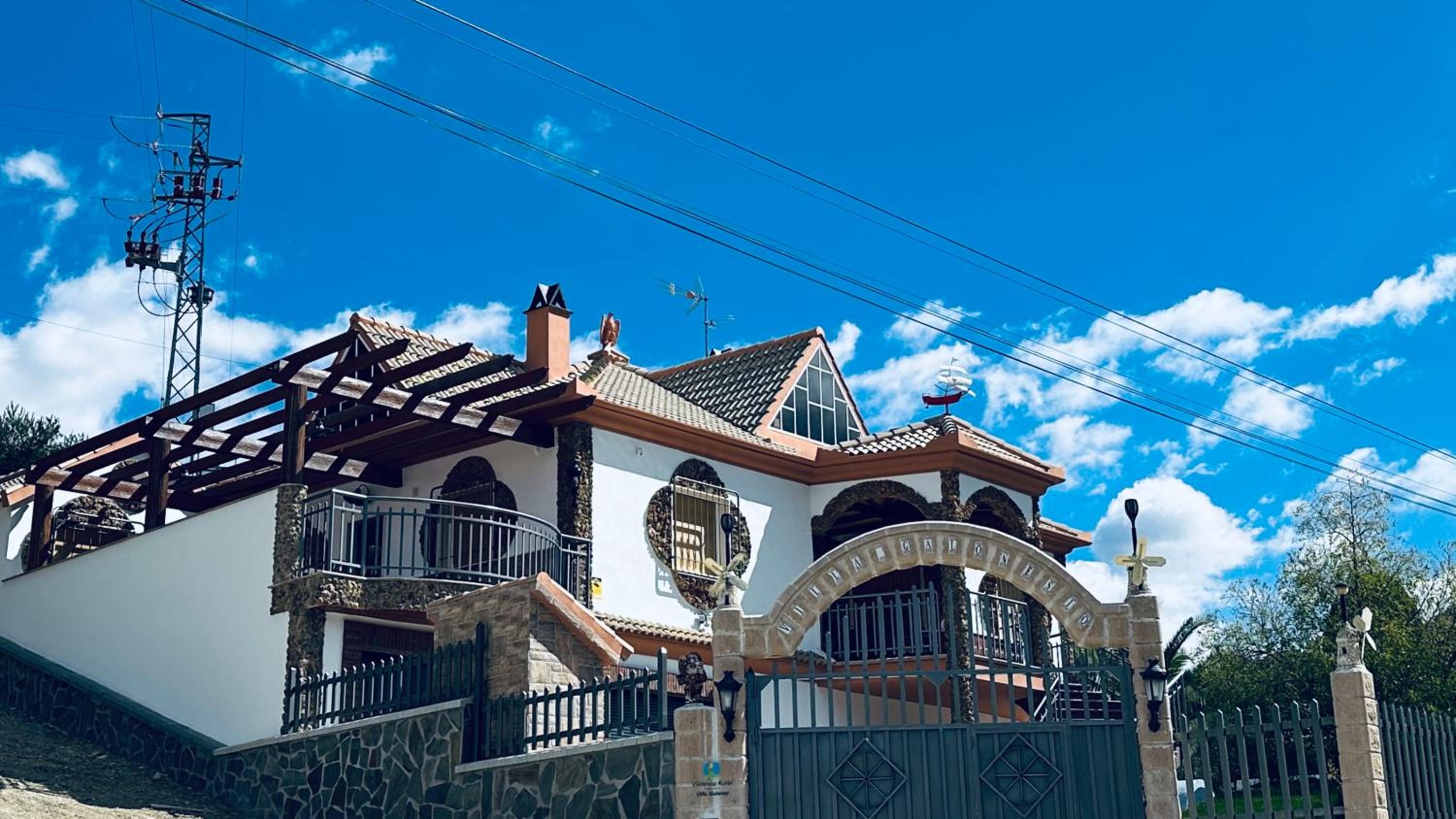 Villa Galones