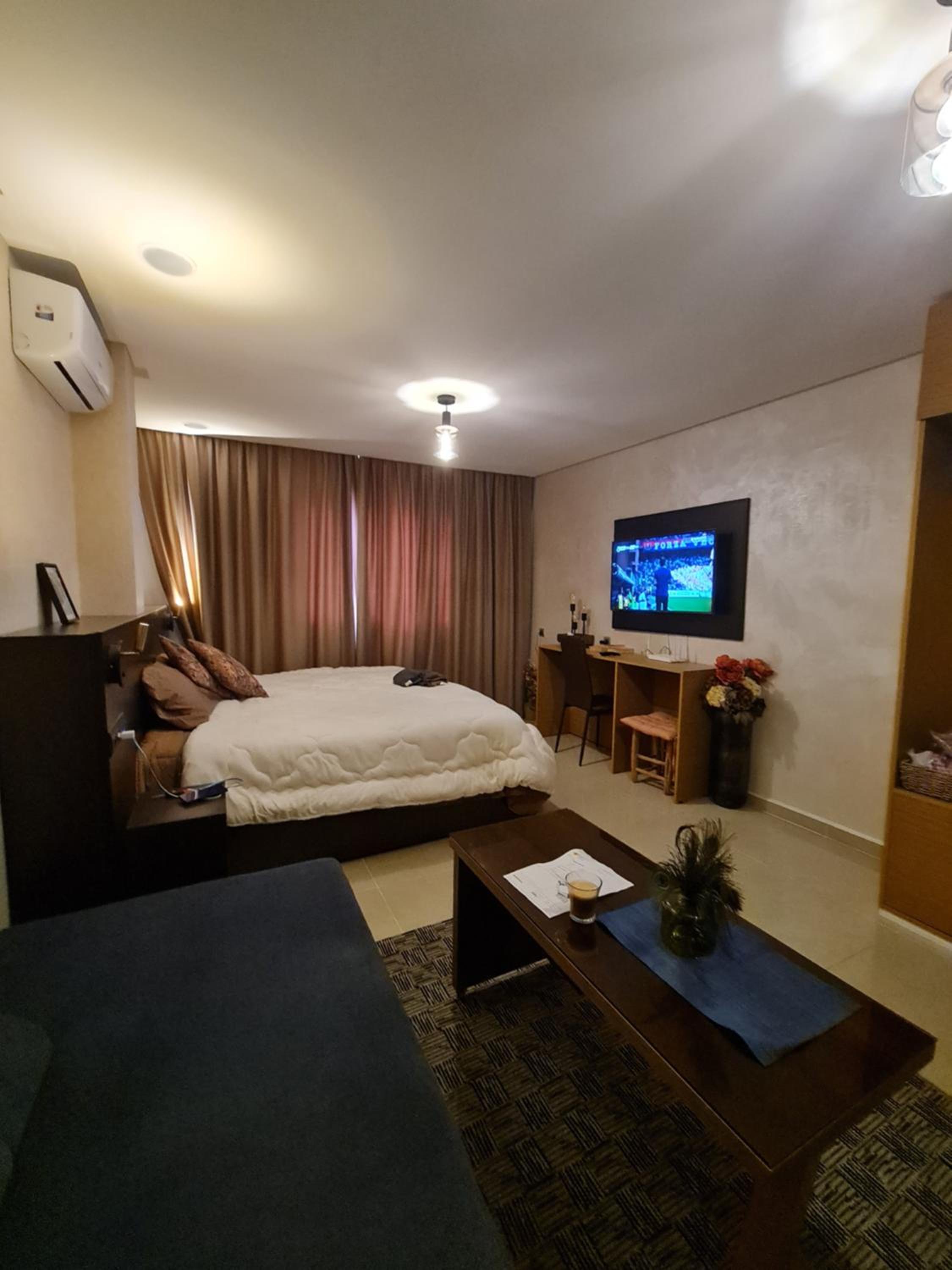 hotel room