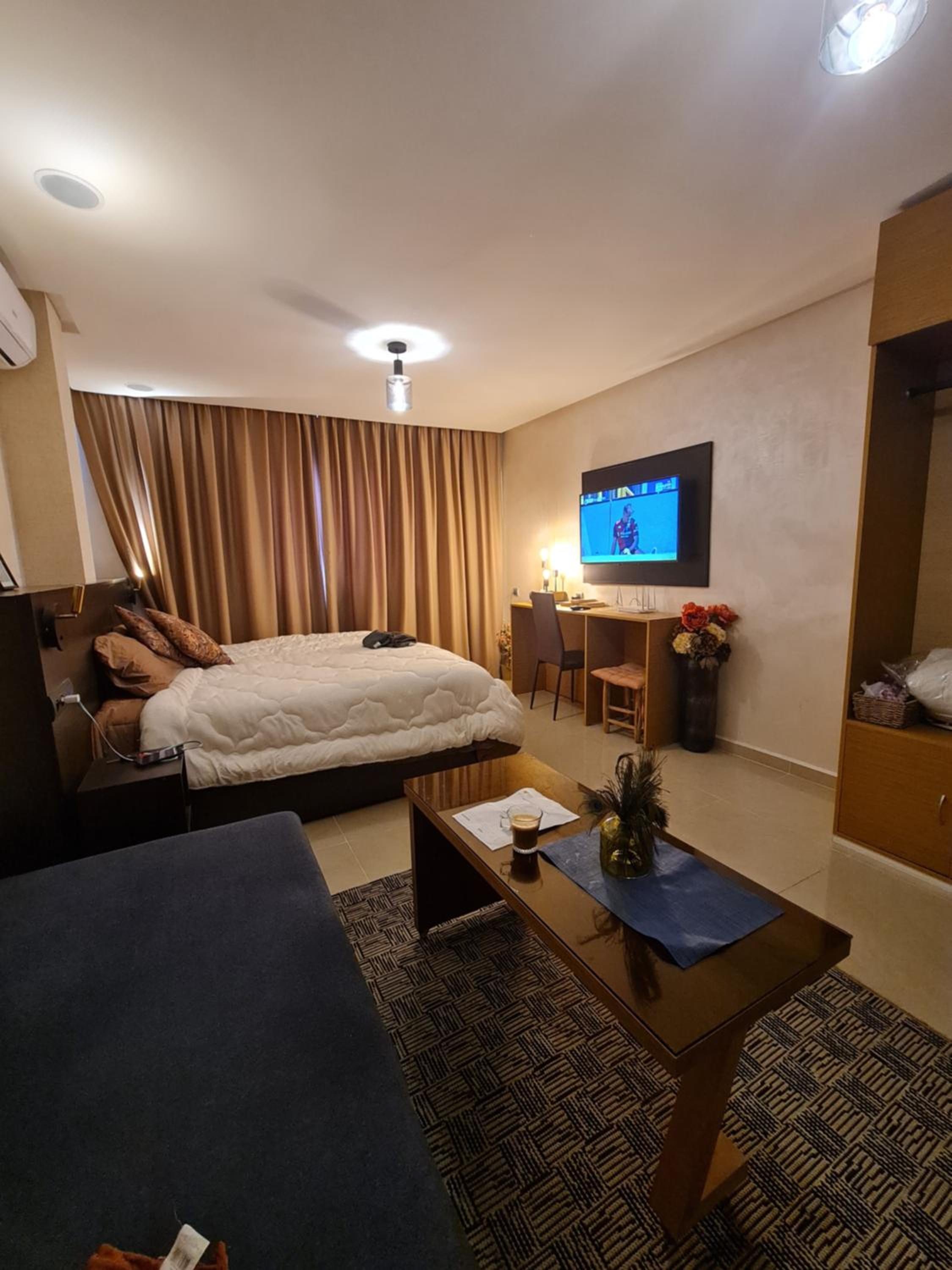 hotel room