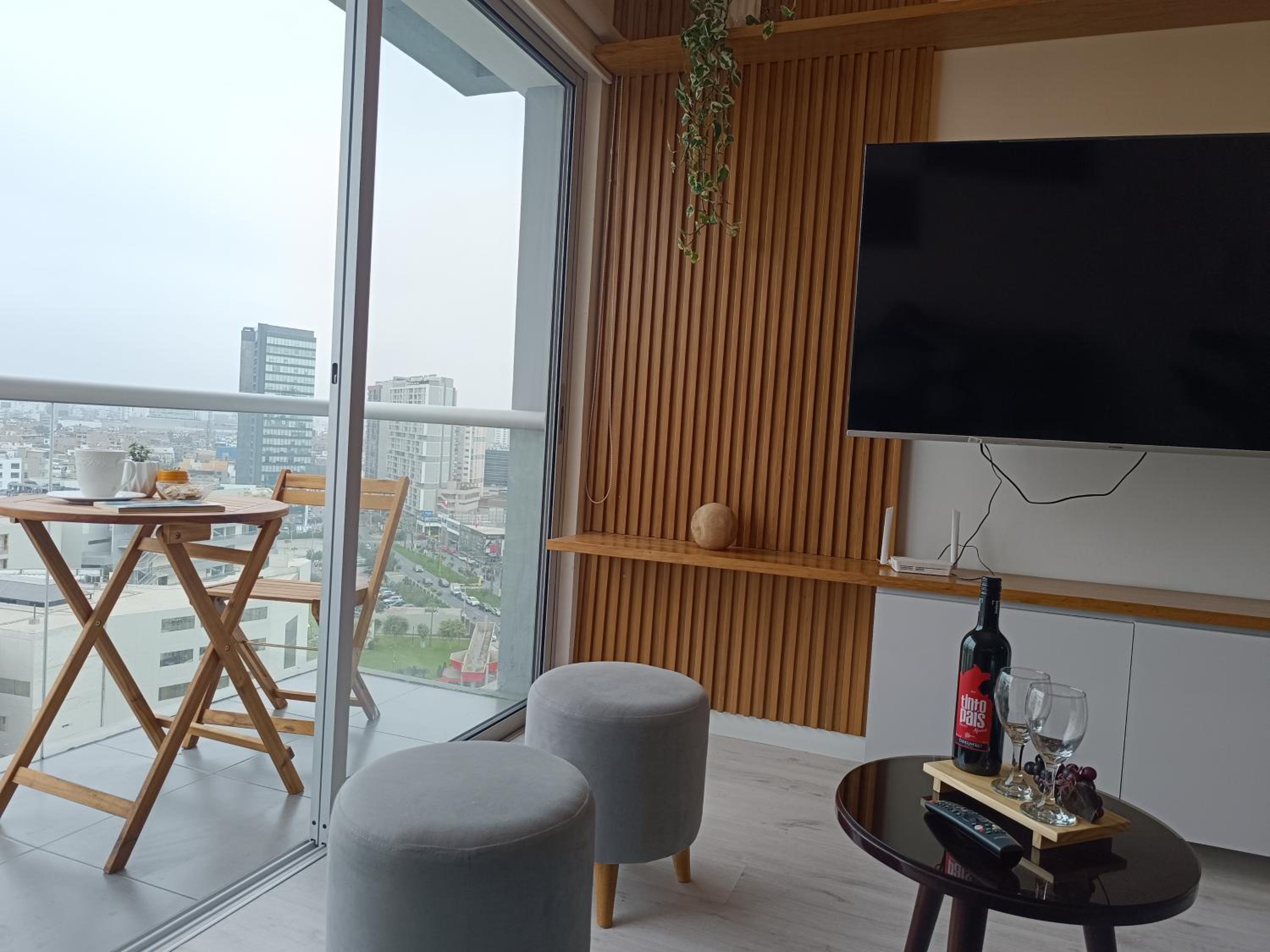 Runawasi Apartments - Eres - Surquillo 1BDR