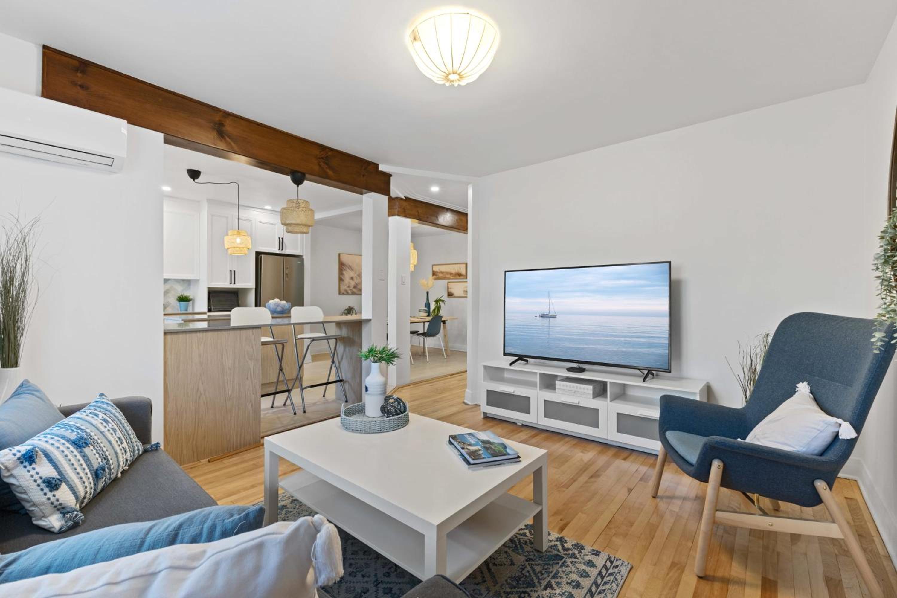 Large Beautiful 2BR Apartment fully equipped