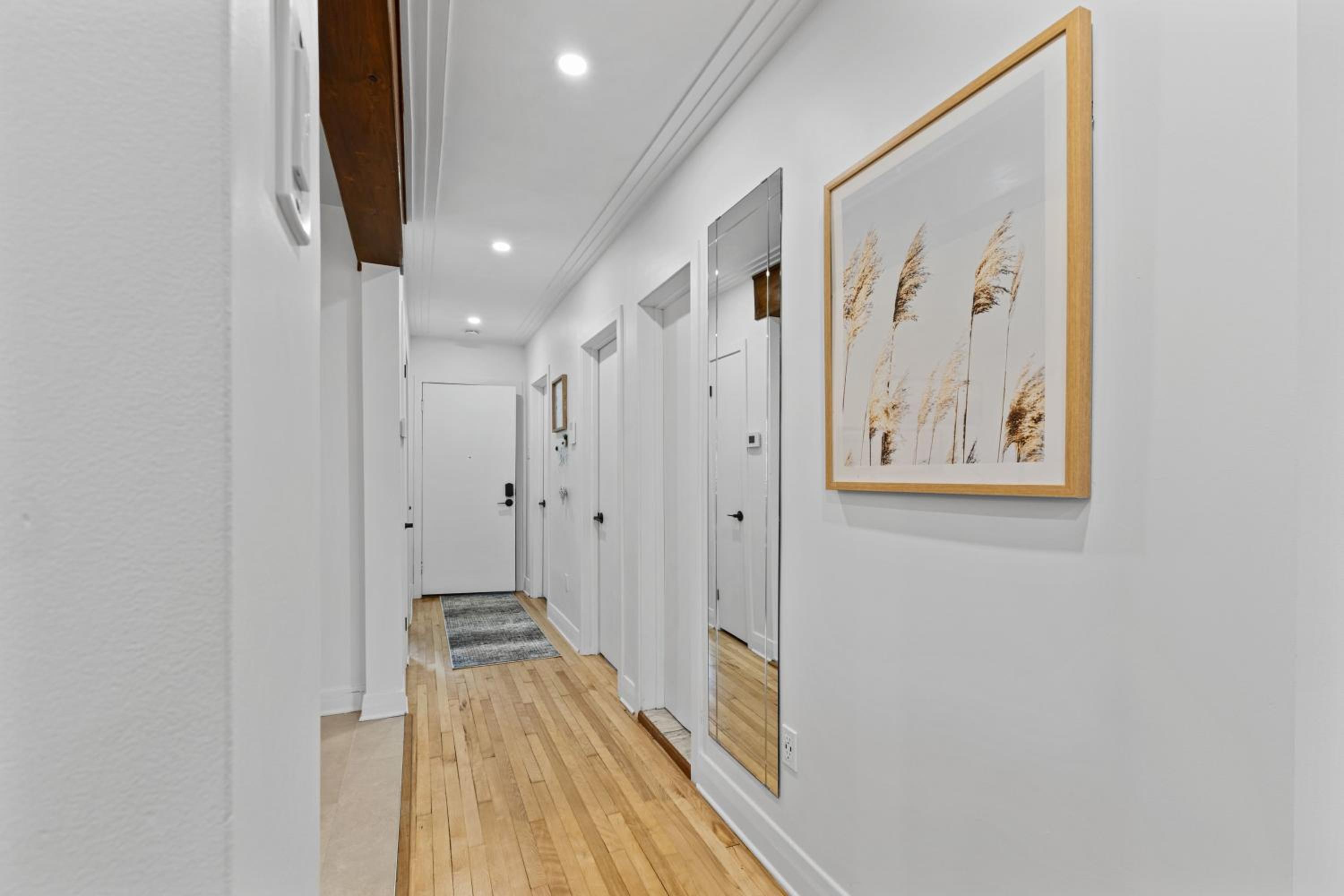 Large Beautiful 2BR Apartment fully equipped