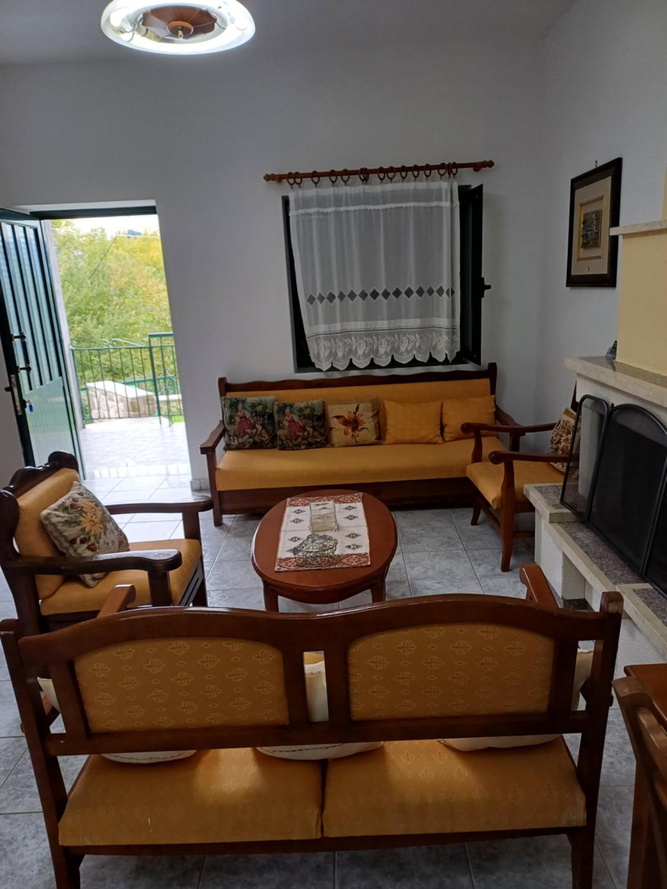 Dimitris House