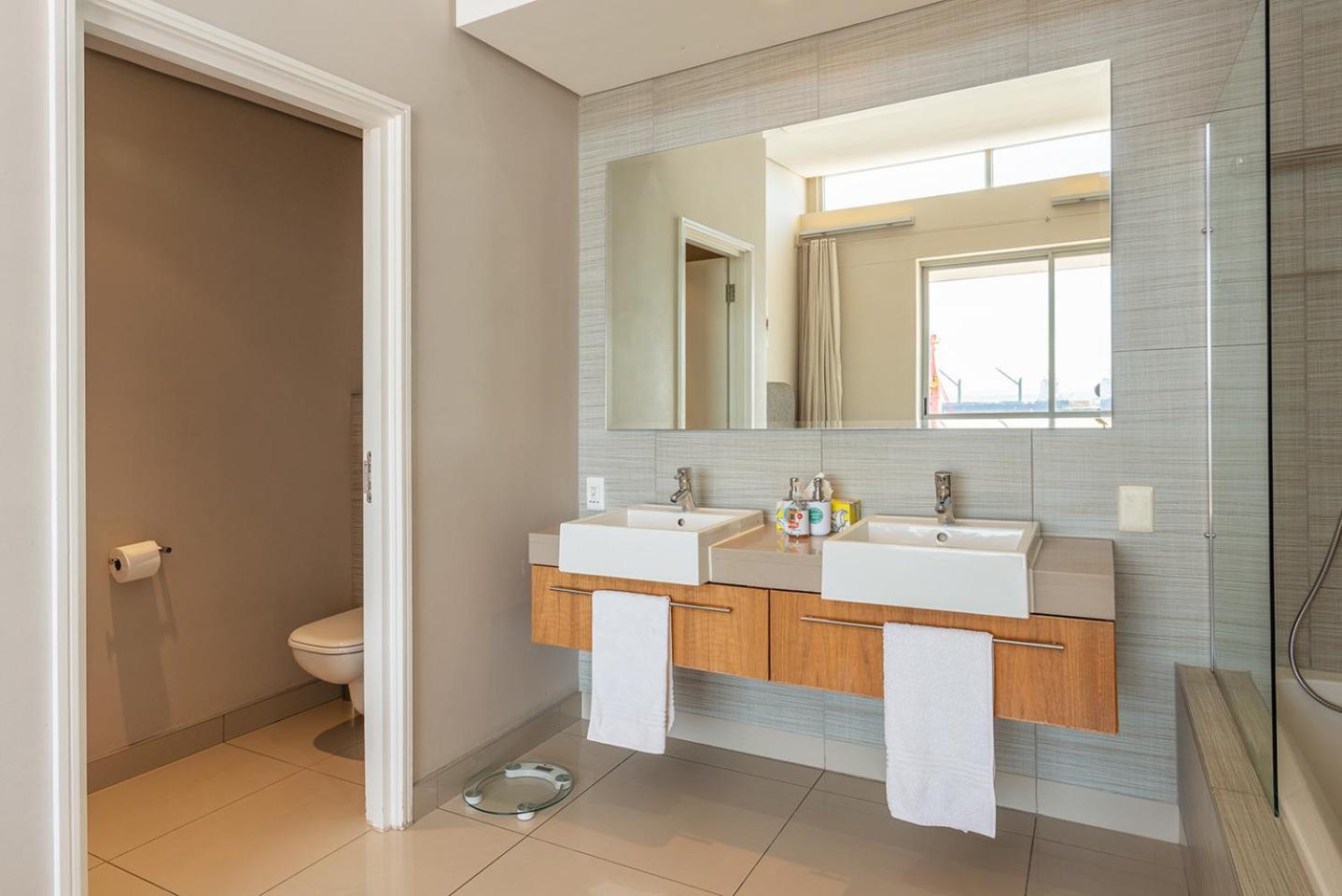 V&A Waterfront Luxury by NIVAR