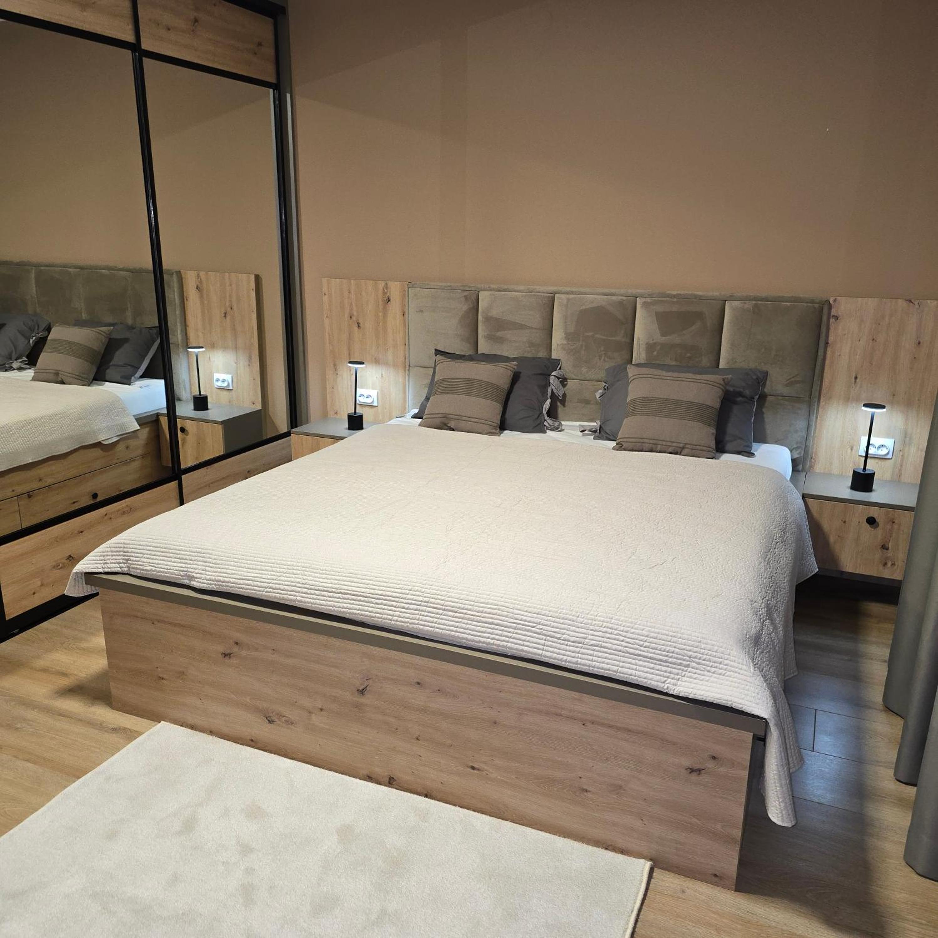 S-Lux apartman