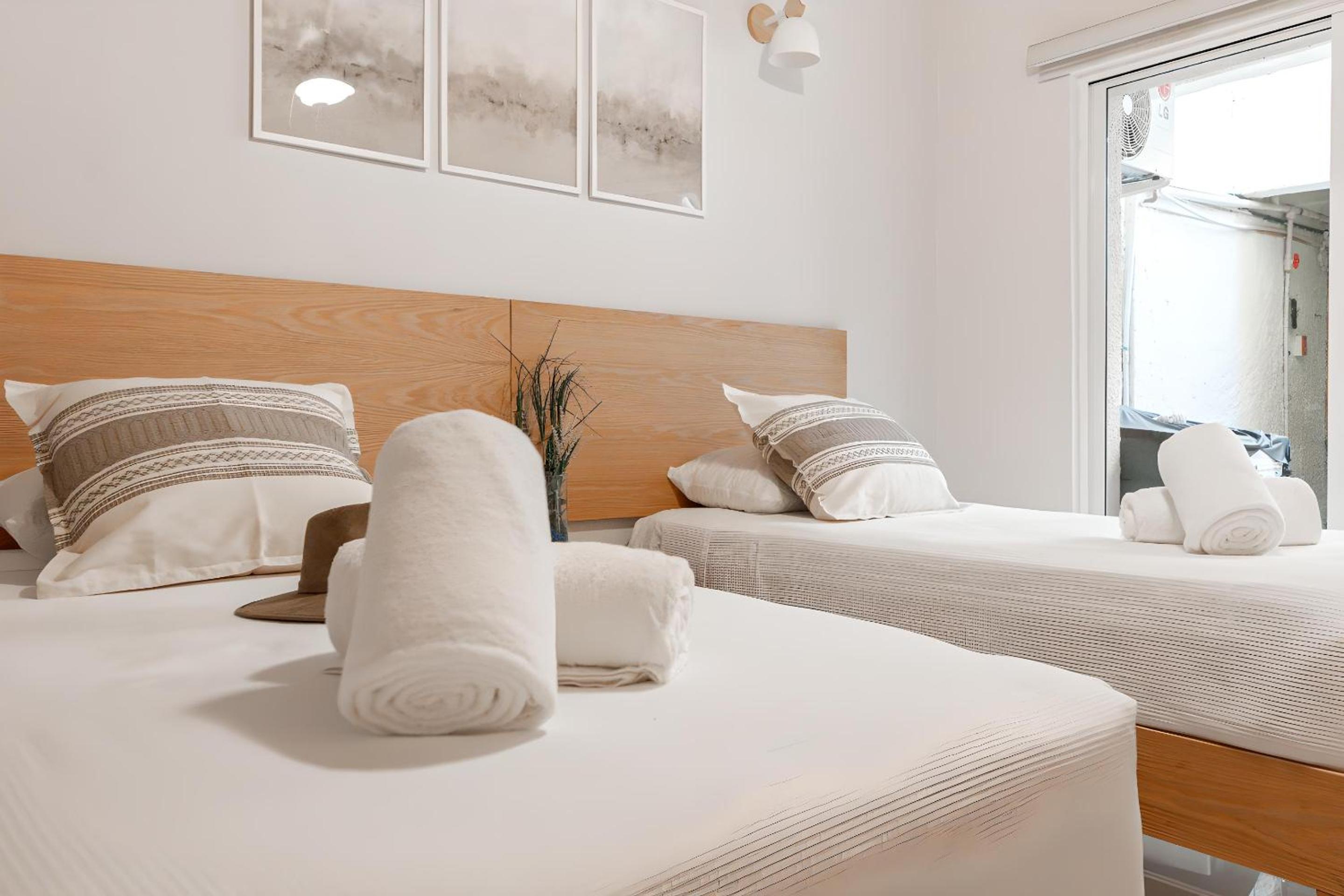 Lagoonfront Apartment in Hotel Zone
