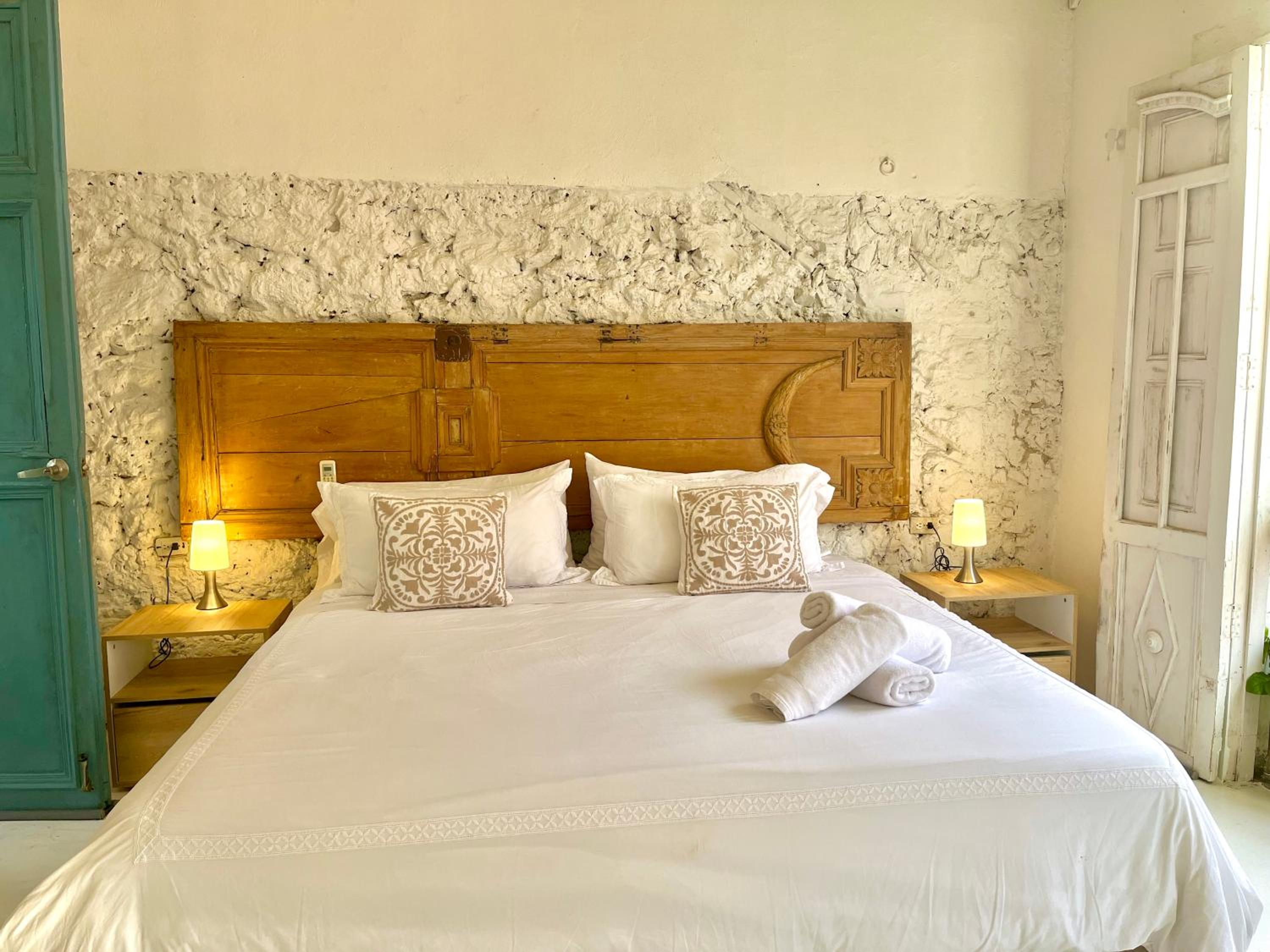 by Calamari Homes - Casa Aura Victoria walled city