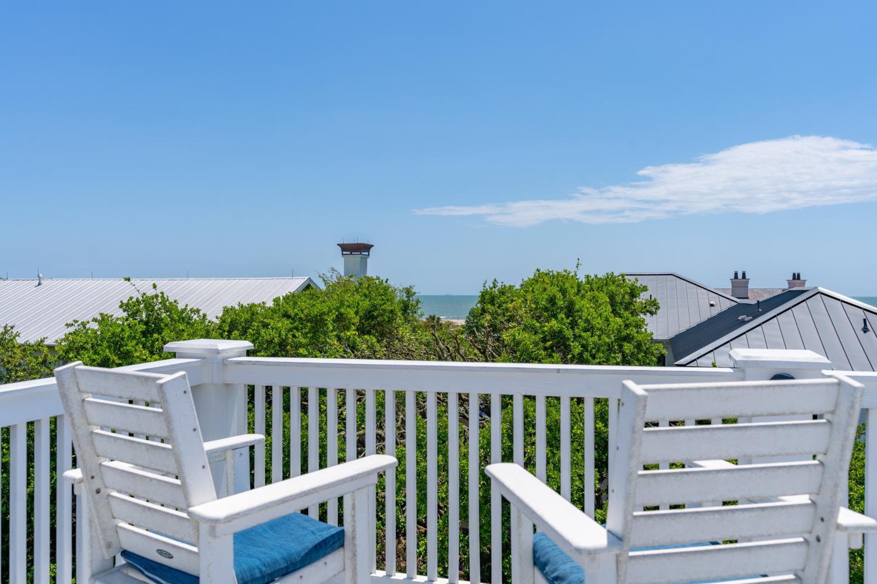 3800 Cameron Boulevard AvantStay Pool Ocean Views Deck