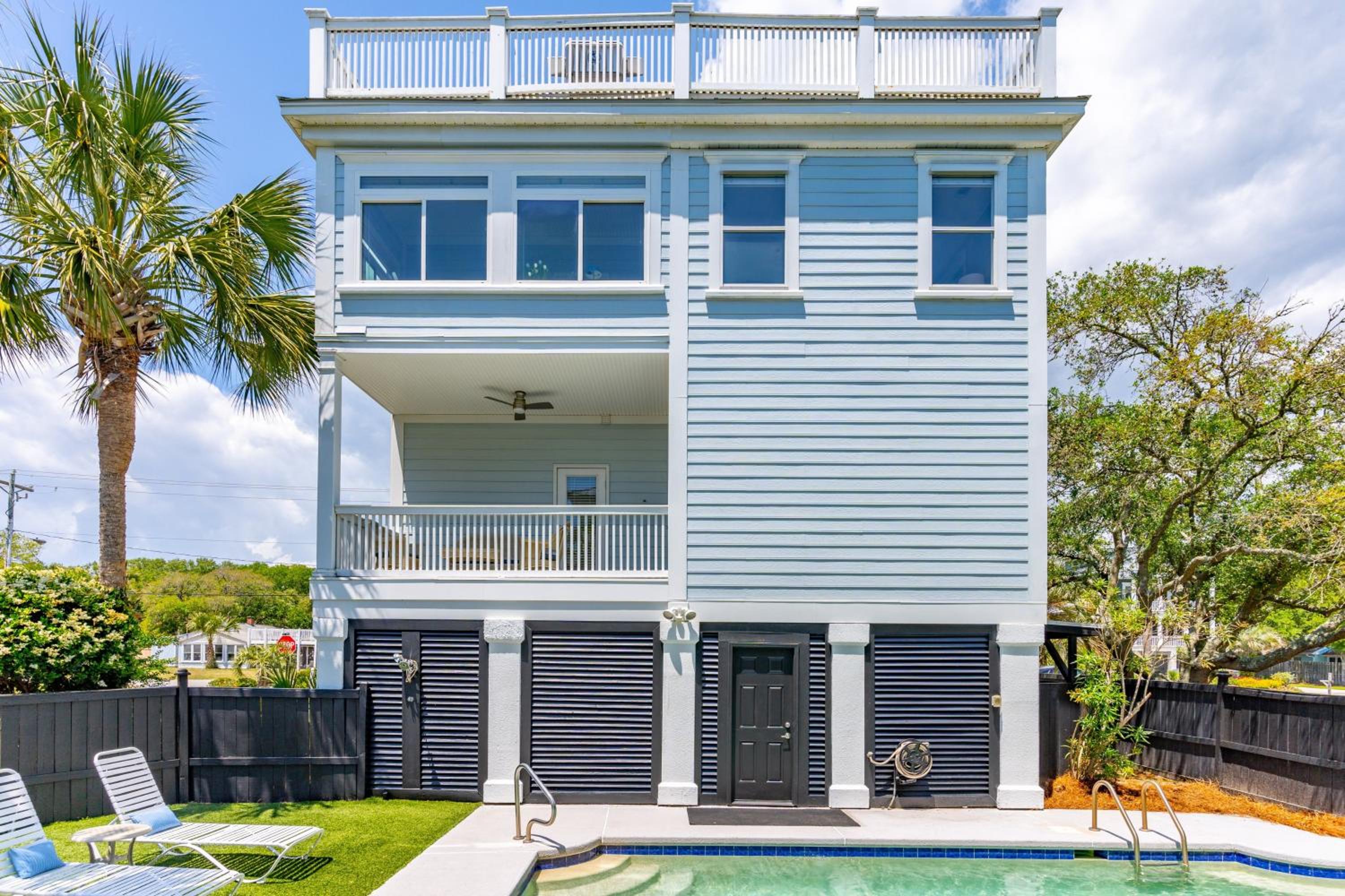 3800 Cameron Boulevard AvantStay Pool Ocean Views Deck