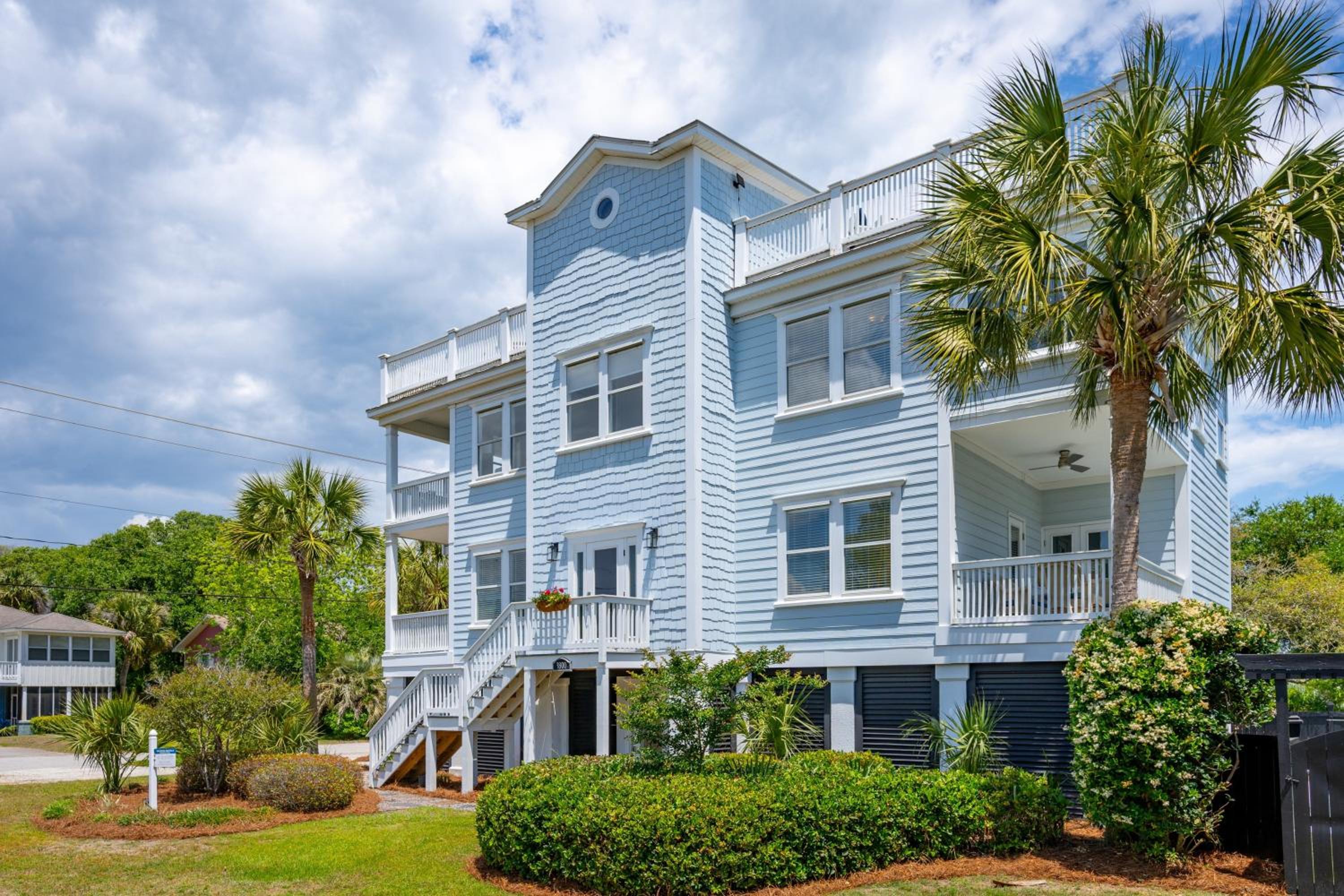 3800 Cameron Boulevard AvantStay Pool Ocean Views Deck