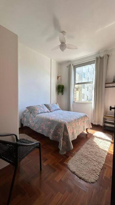 Studio 330 - aconchegante, 500m da Feirinha do Alto, com Garagem e Wi-Fi 500MB