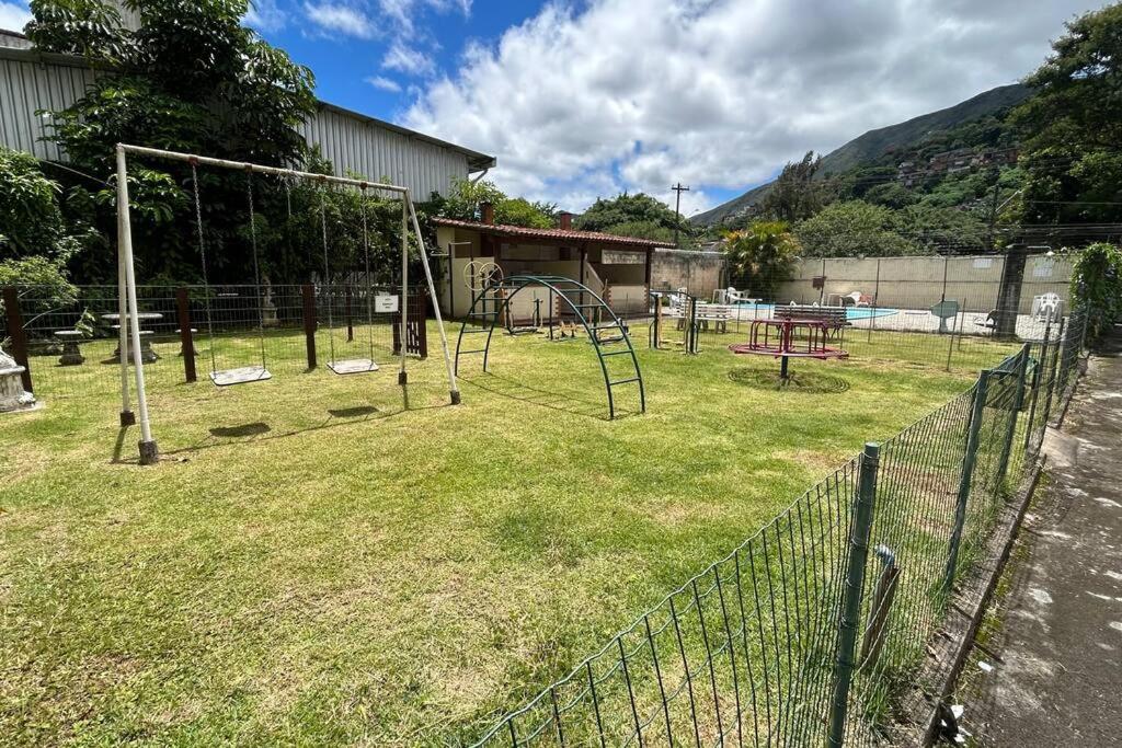 Studio 330 - aconchegante, 500m da Feirinha do Alto, com Garagem e Wi-Fi 500MB