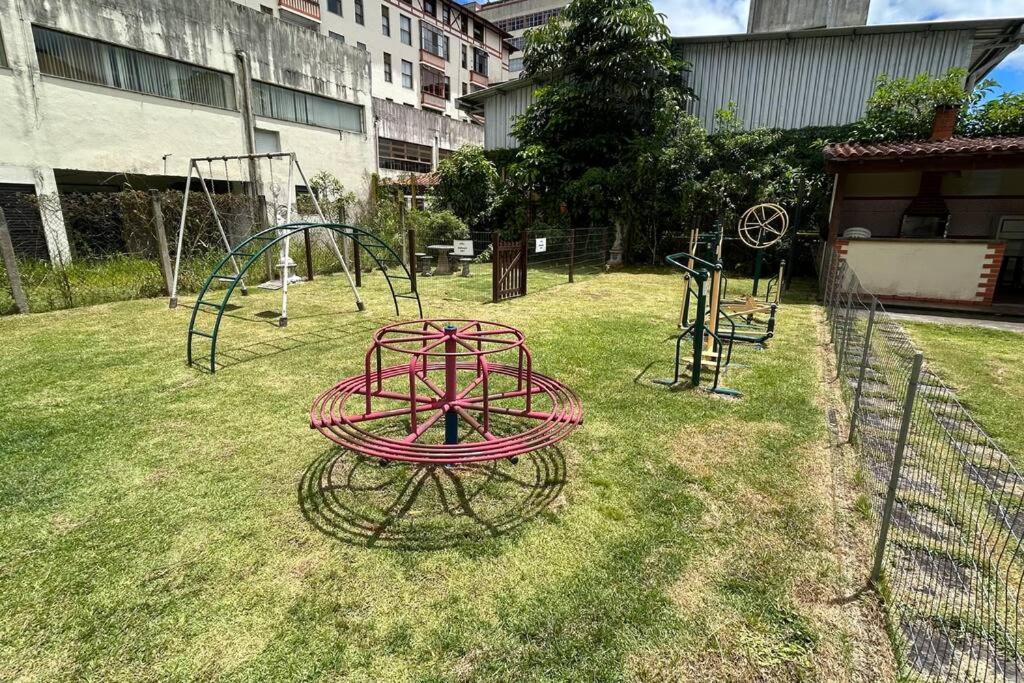 Studio 330 - aconchegante, 500m da Feirinha do Alto, com Garagem e Wi-Fi 500MB