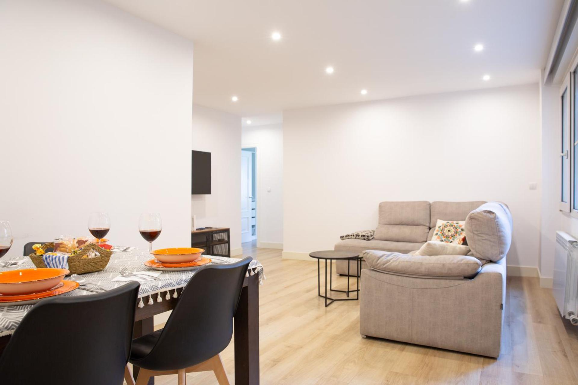 Nuevo, grande con garaje, Bilbao Arena, Casco Viejo