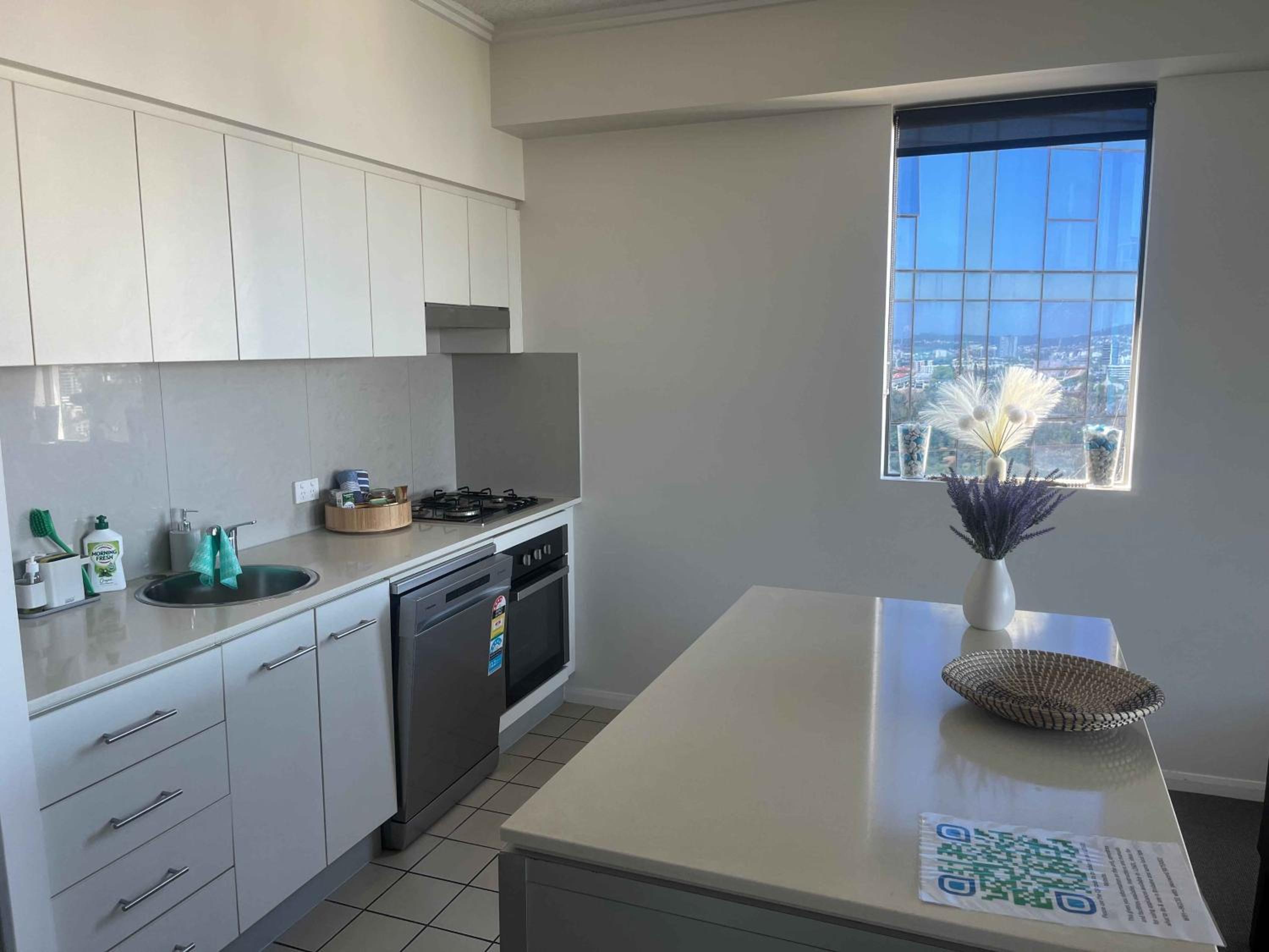 CBD Luxury with River & Botanic Garden Views from Spacious Balcony