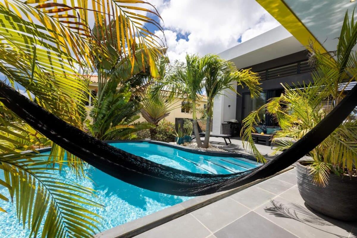 Tropical Paradise at Jan Thiel with Private Pool