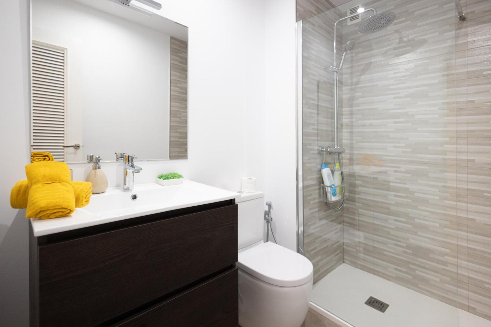 Nuevo, grande con garaje, Bilbao Arena, Casco Viejo