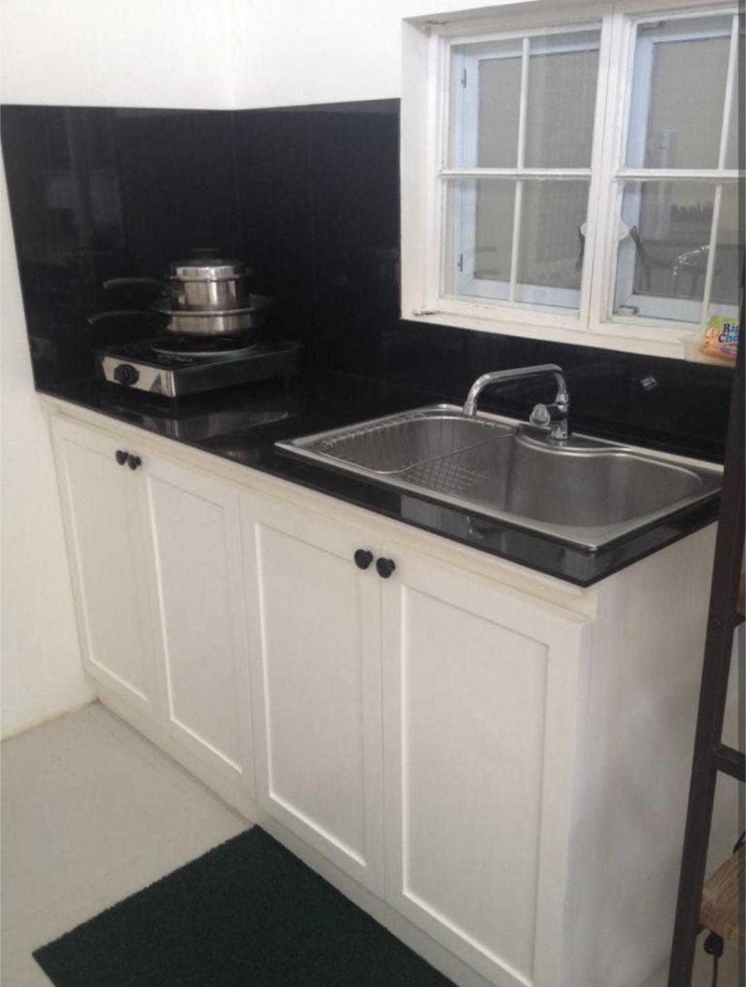 Entire Home Fully Furnished Netflix AC Auto washer and Dryer view 5