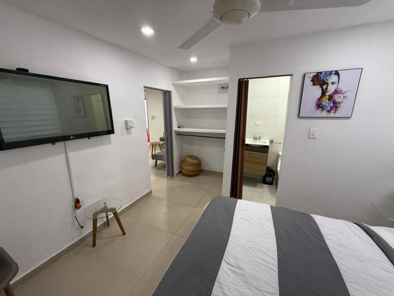 MANGO BiCHE - HOUSE