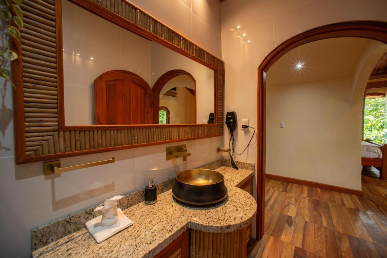 Arenal Ginger Home