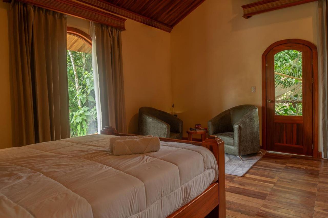 Arenal Ginger Home