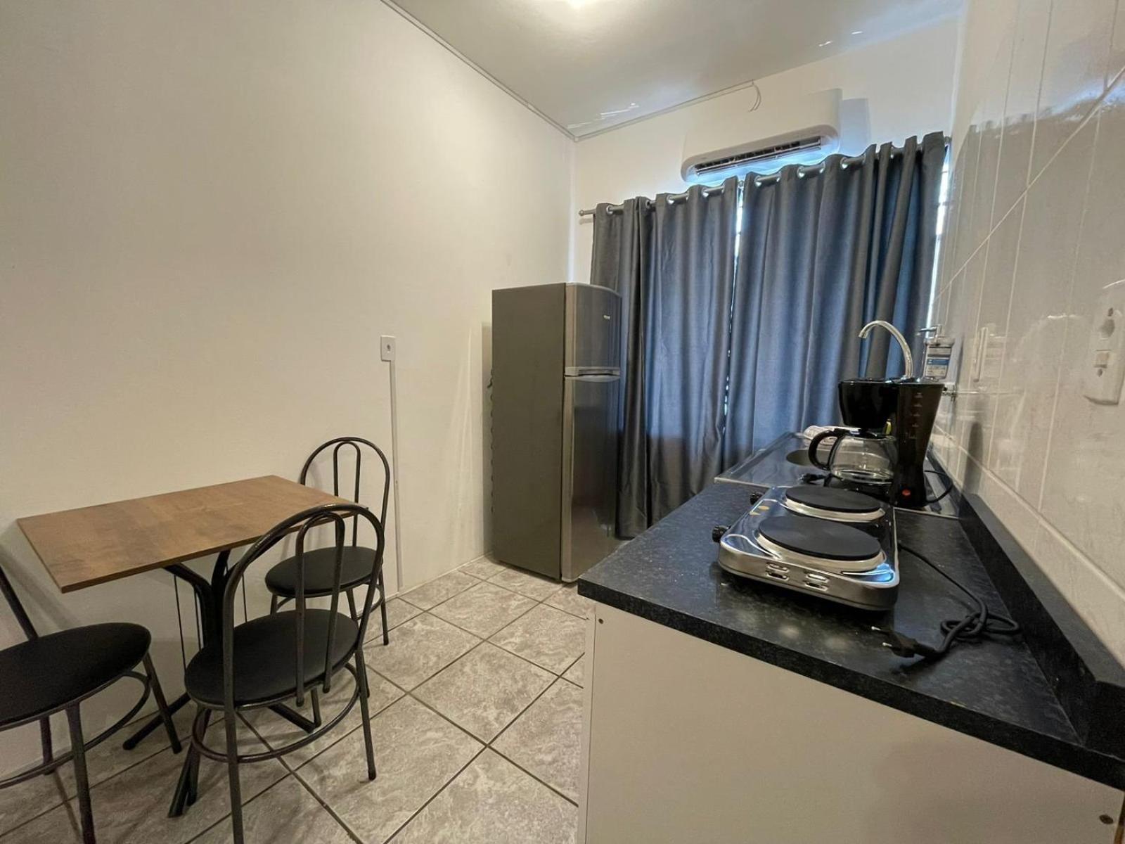 Large Studios 2km from Vila Germanica