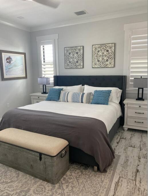 Newly built home in Cudjoe Key view 4
