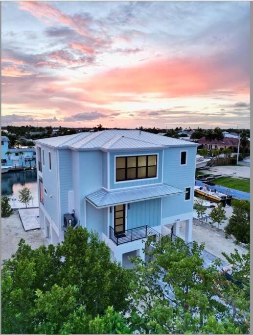 Newly built home in Cudjoe Key view 5