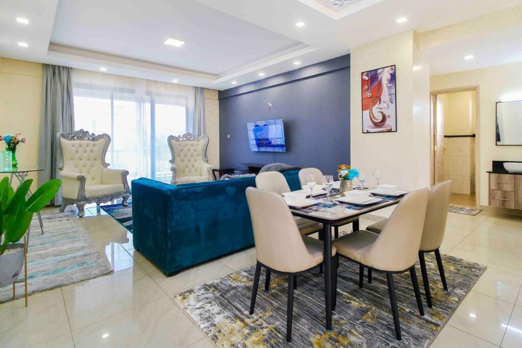 Luxury 2BR with Pool, gym &play area view 3