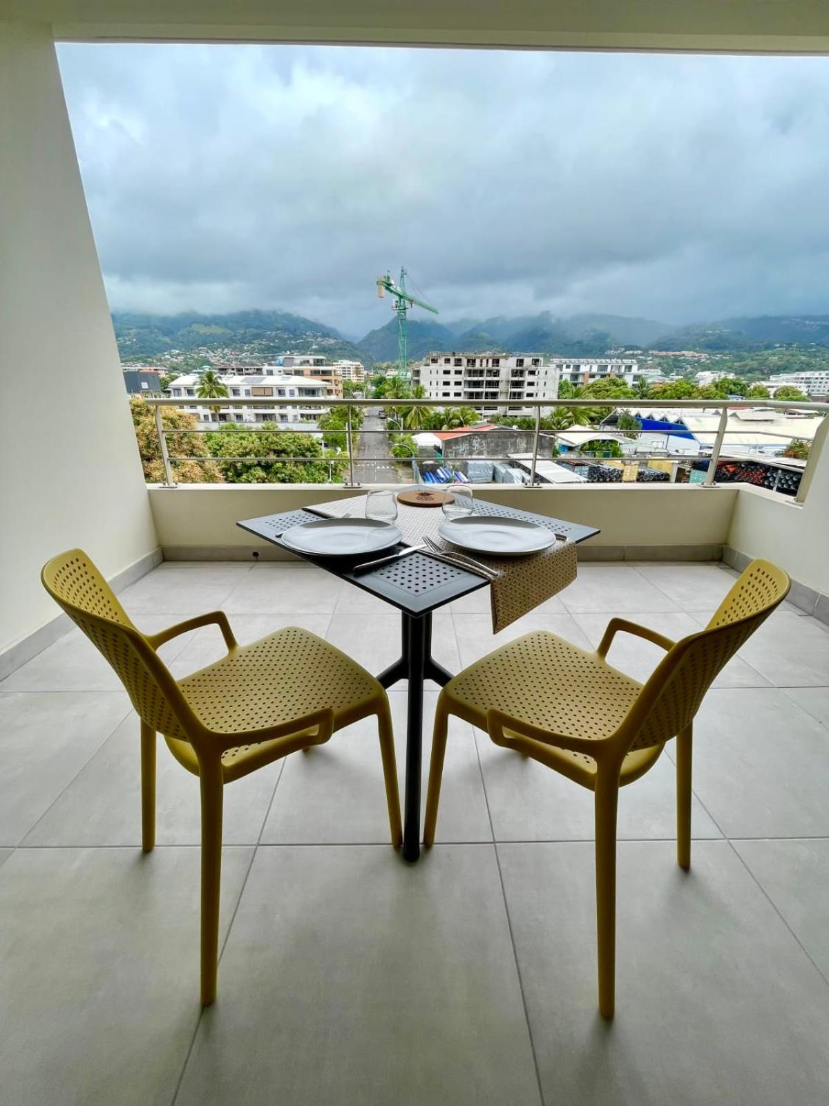Heifara city - Downtown Papeete view 3