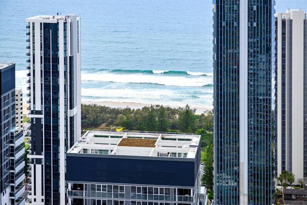 Hotel Coastal Chic 2 Bed Apt In Broadbeach