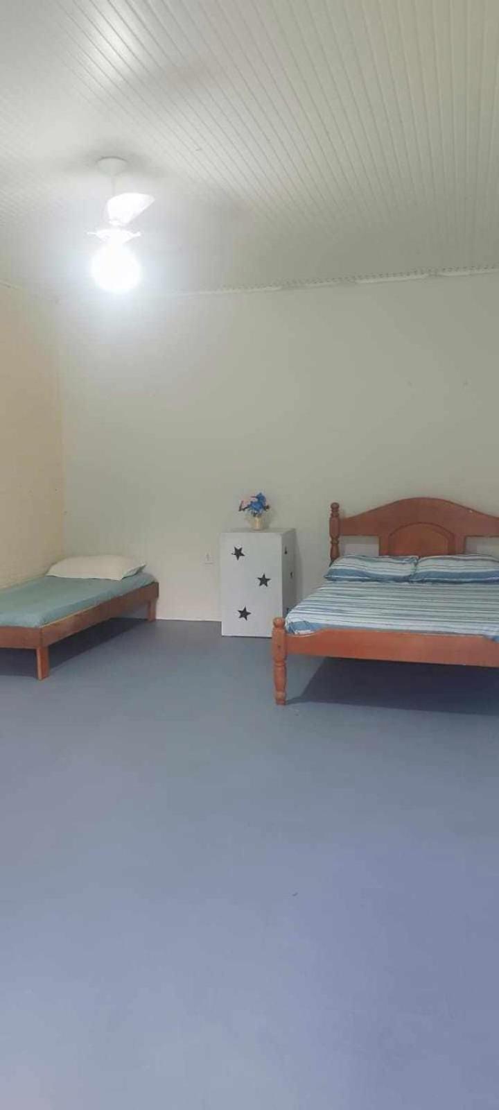 Hostel e Pousada Israel