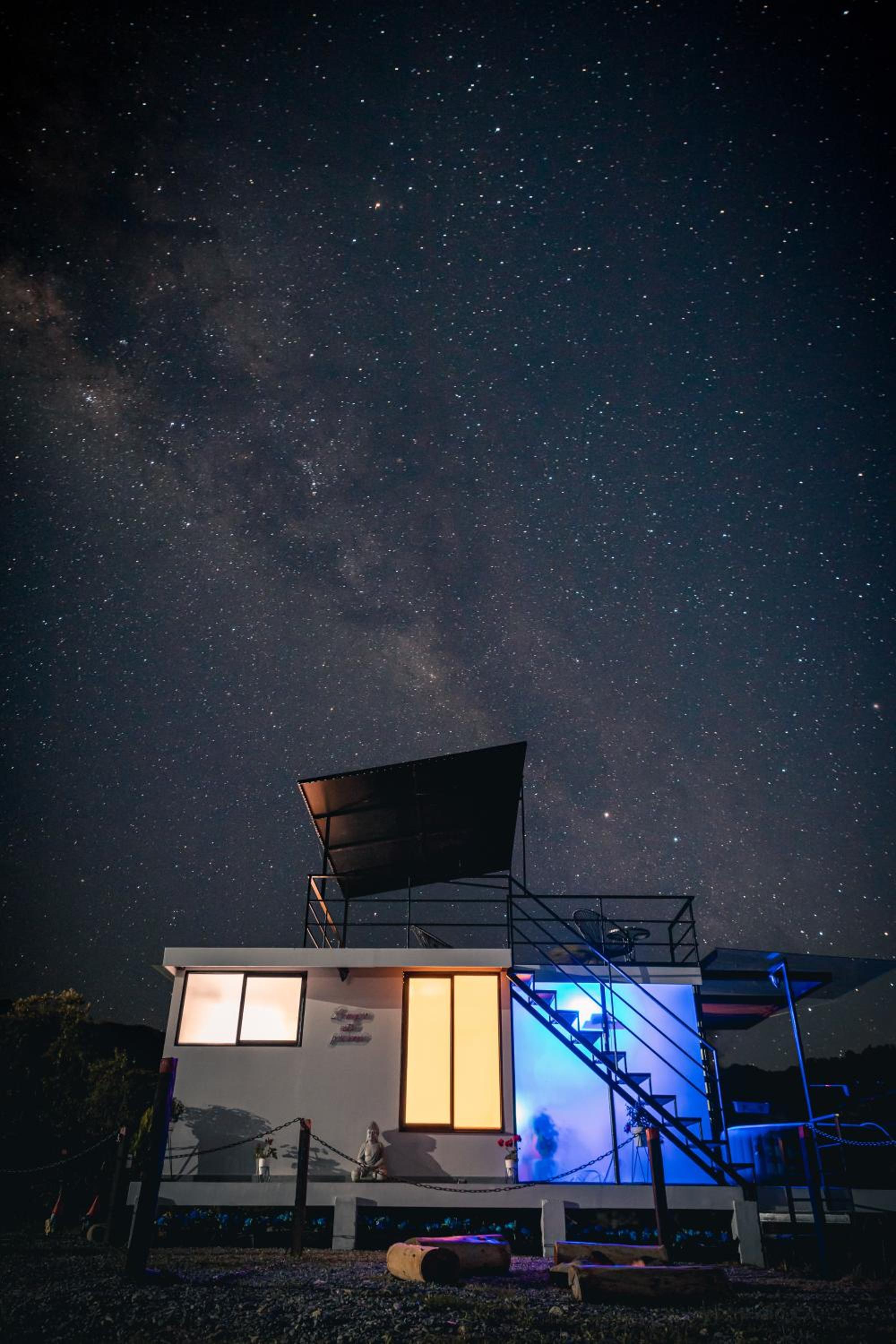 Glamping y termales La Maestranza
