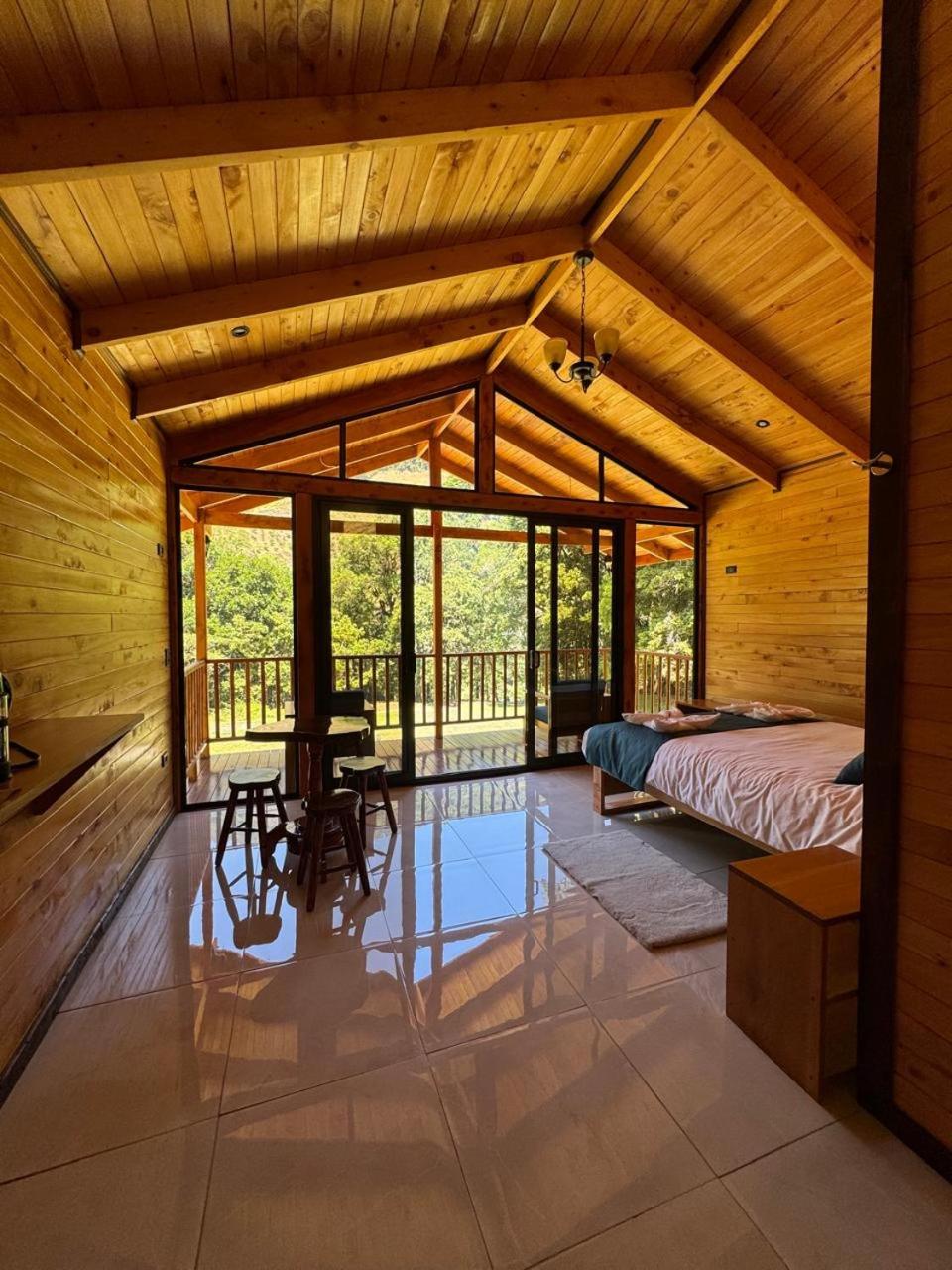 Entre Árboles Lodge