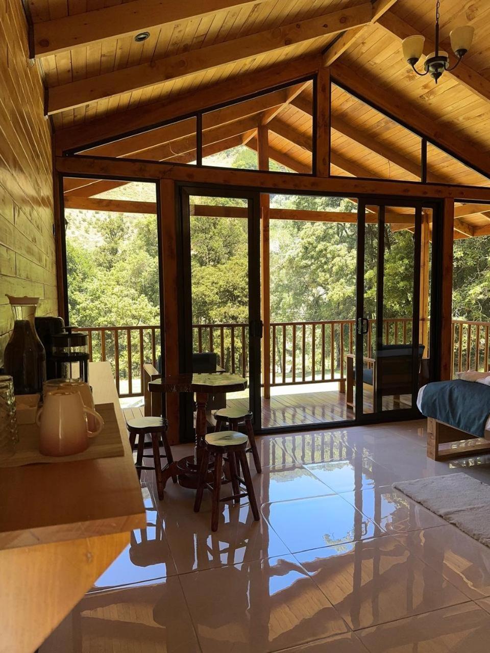 Entre Árboles Lodge