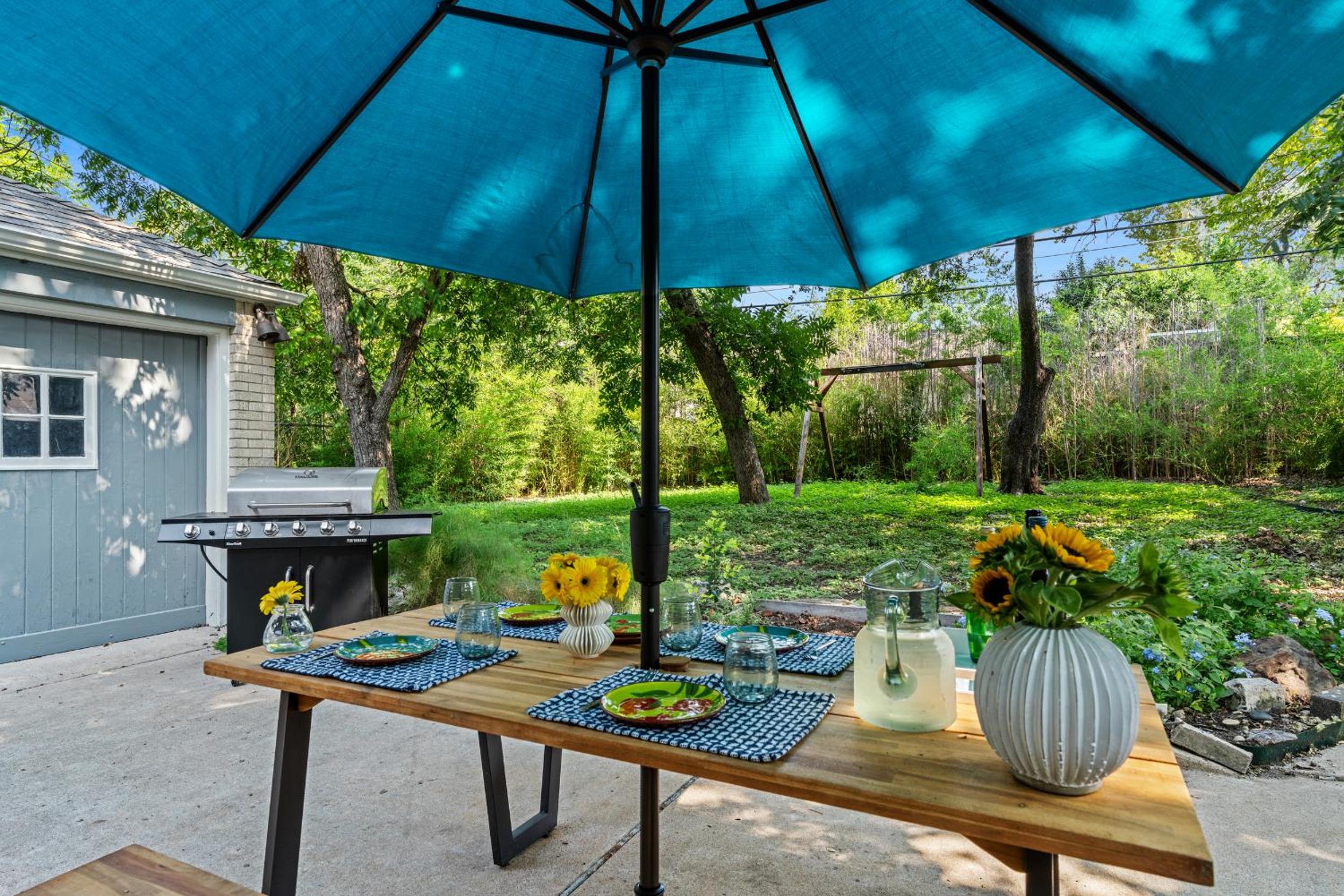 Re-Imagined Historical Home - Clarksville Vintage view 5