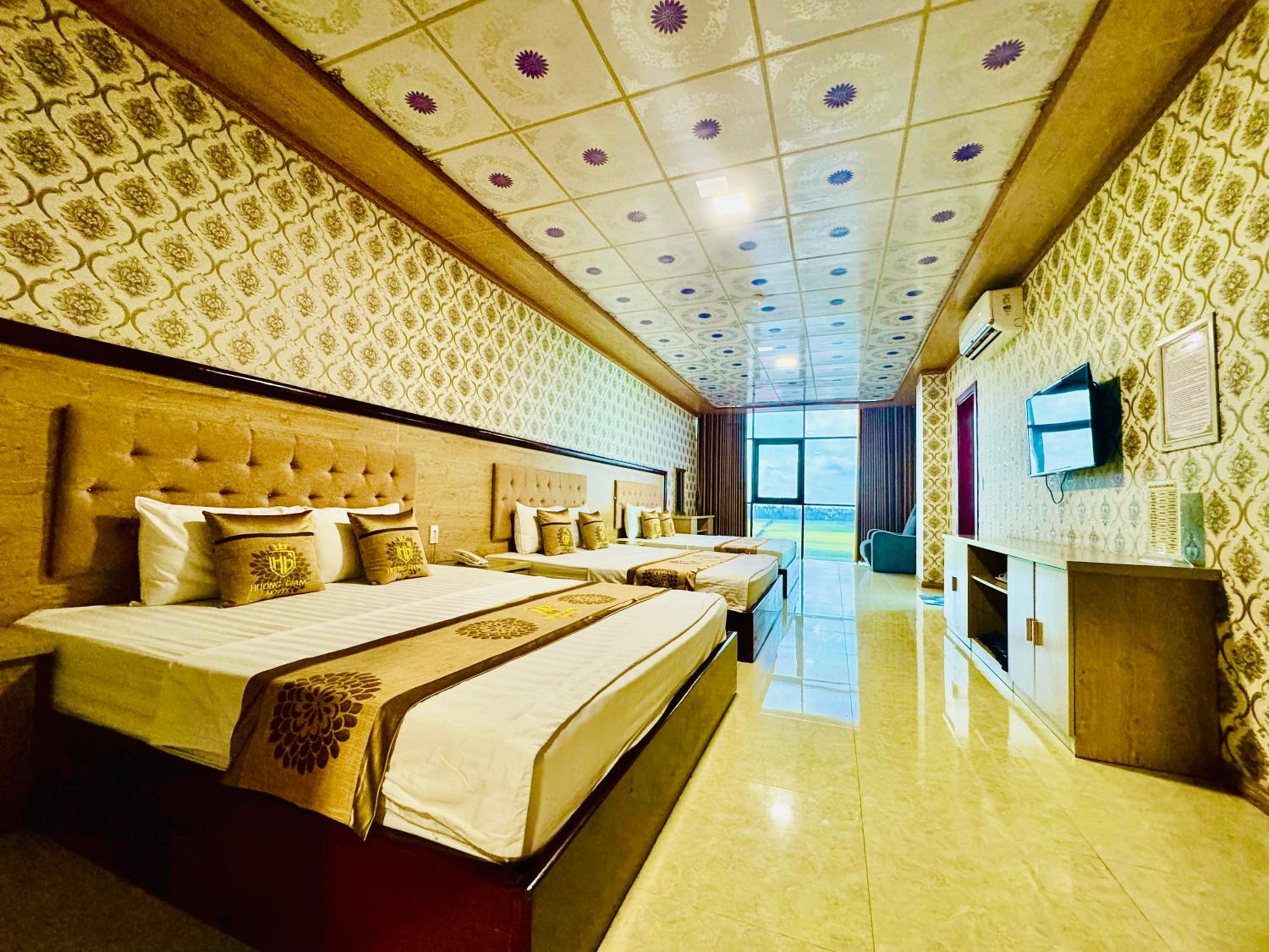 Hotel & Massage Hương Giang 1 view 5