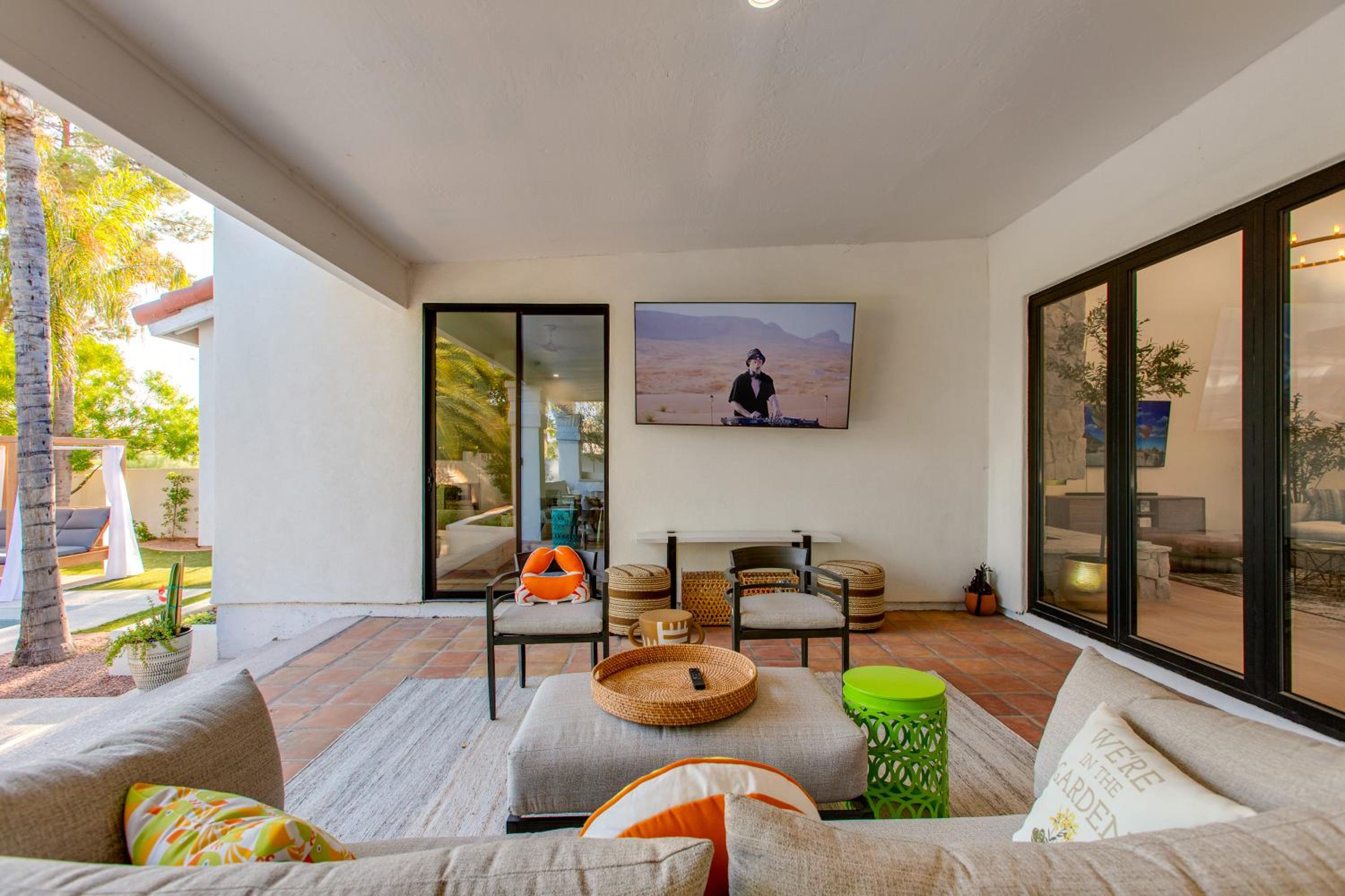 lounge