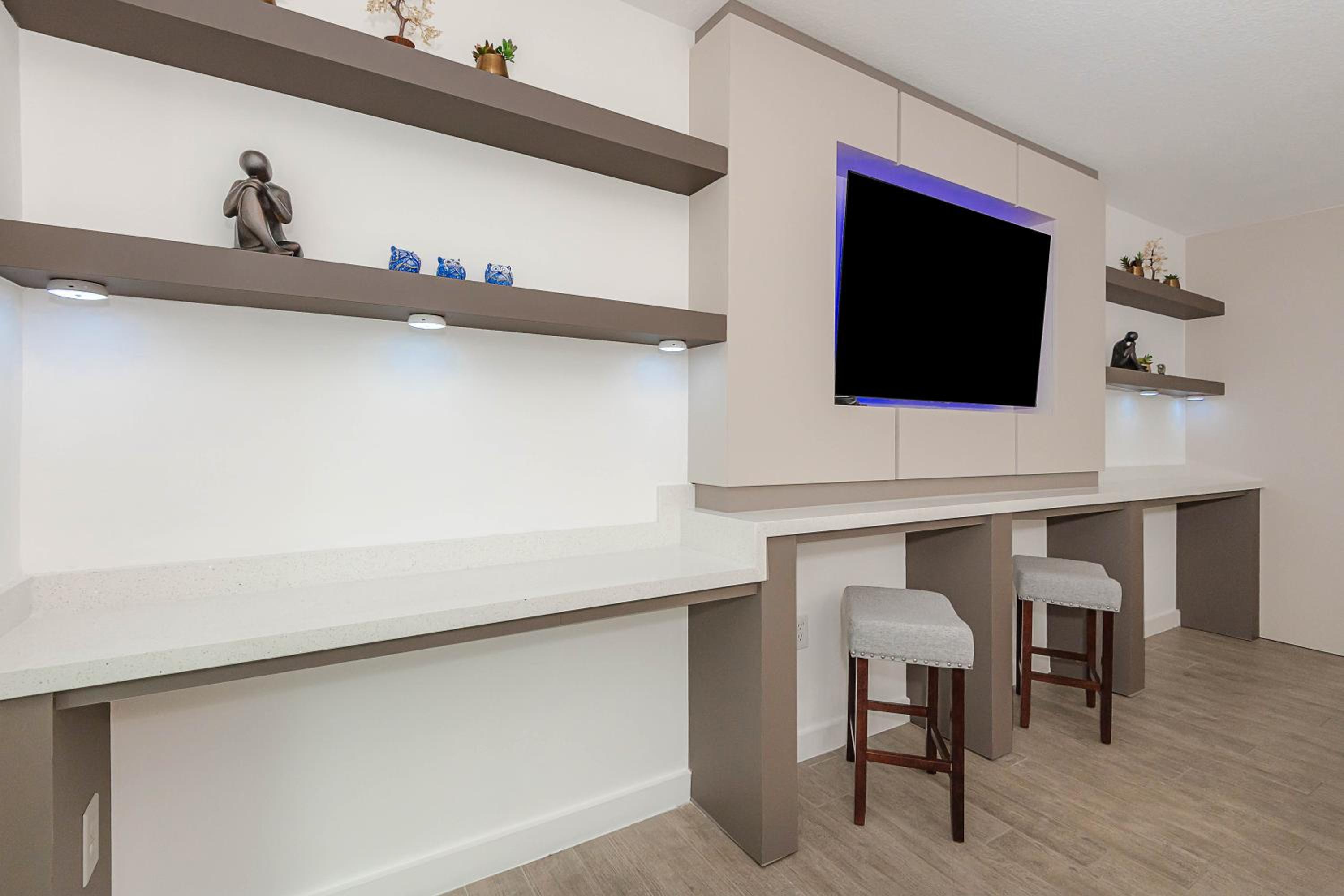 High Rise Brickell Modern Studio