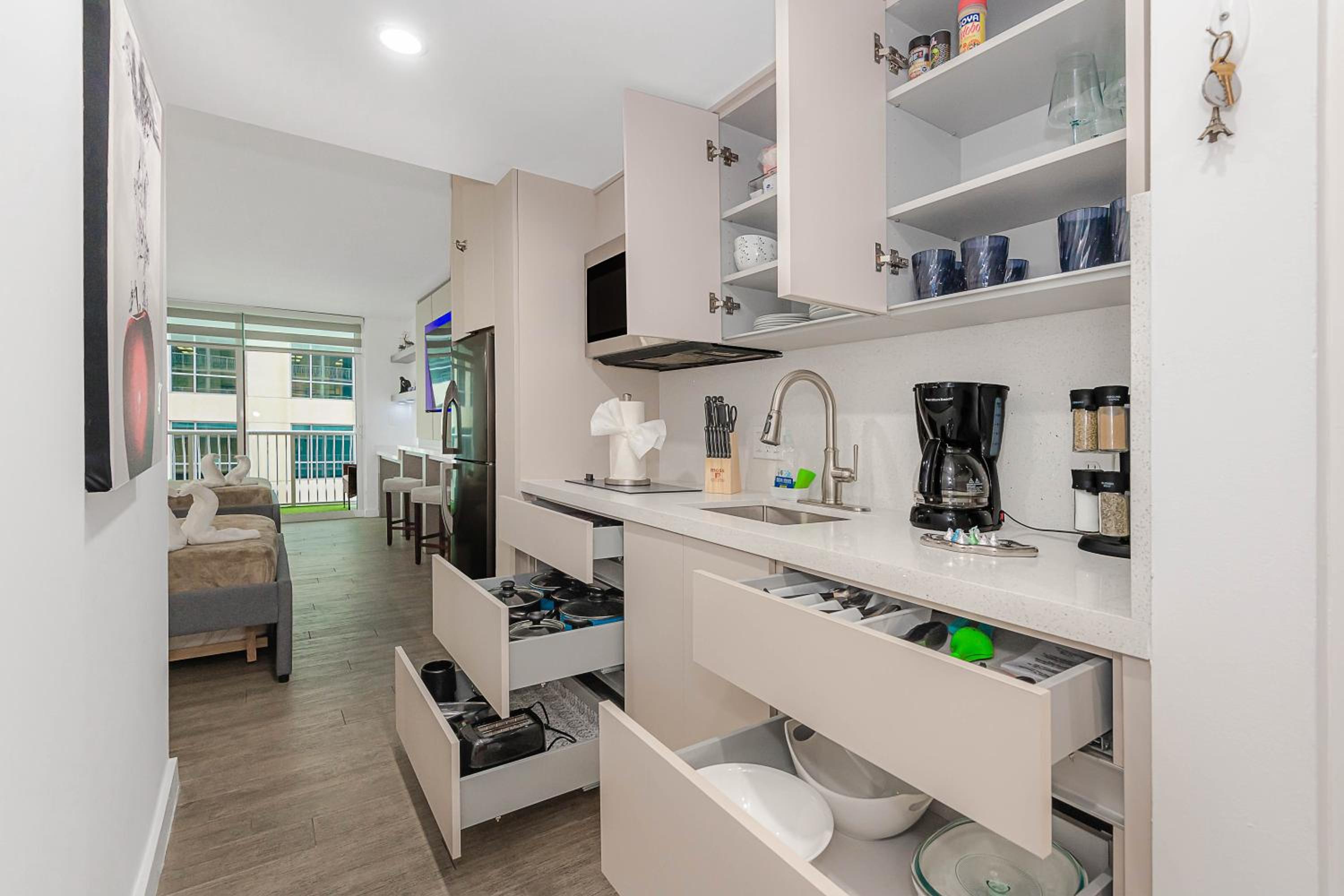 High Rise Brickell Modern Studio