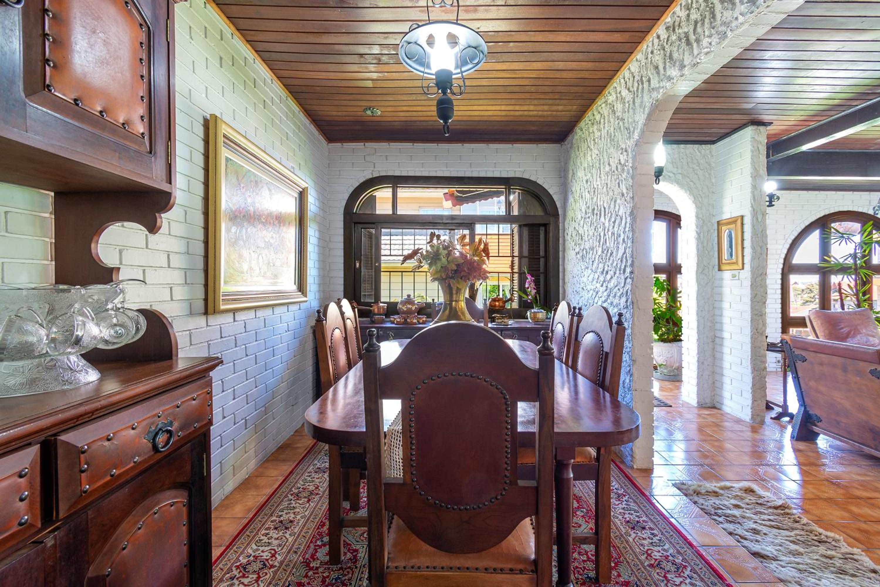Casa Tissot- 4 Quartos no Centro de Gramado