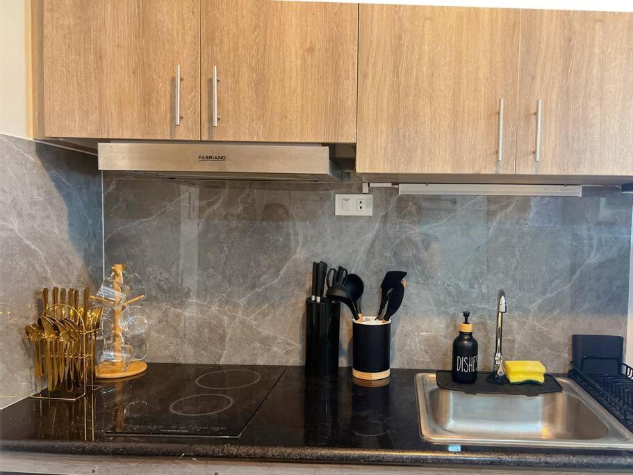 2BR Solana Suite near MOA PICC NAIA view 3