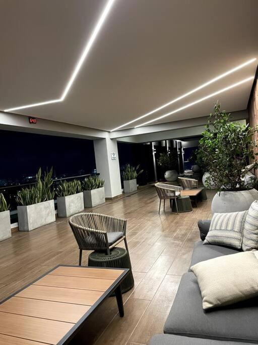 Luxury Santo Domingo Tower Condo