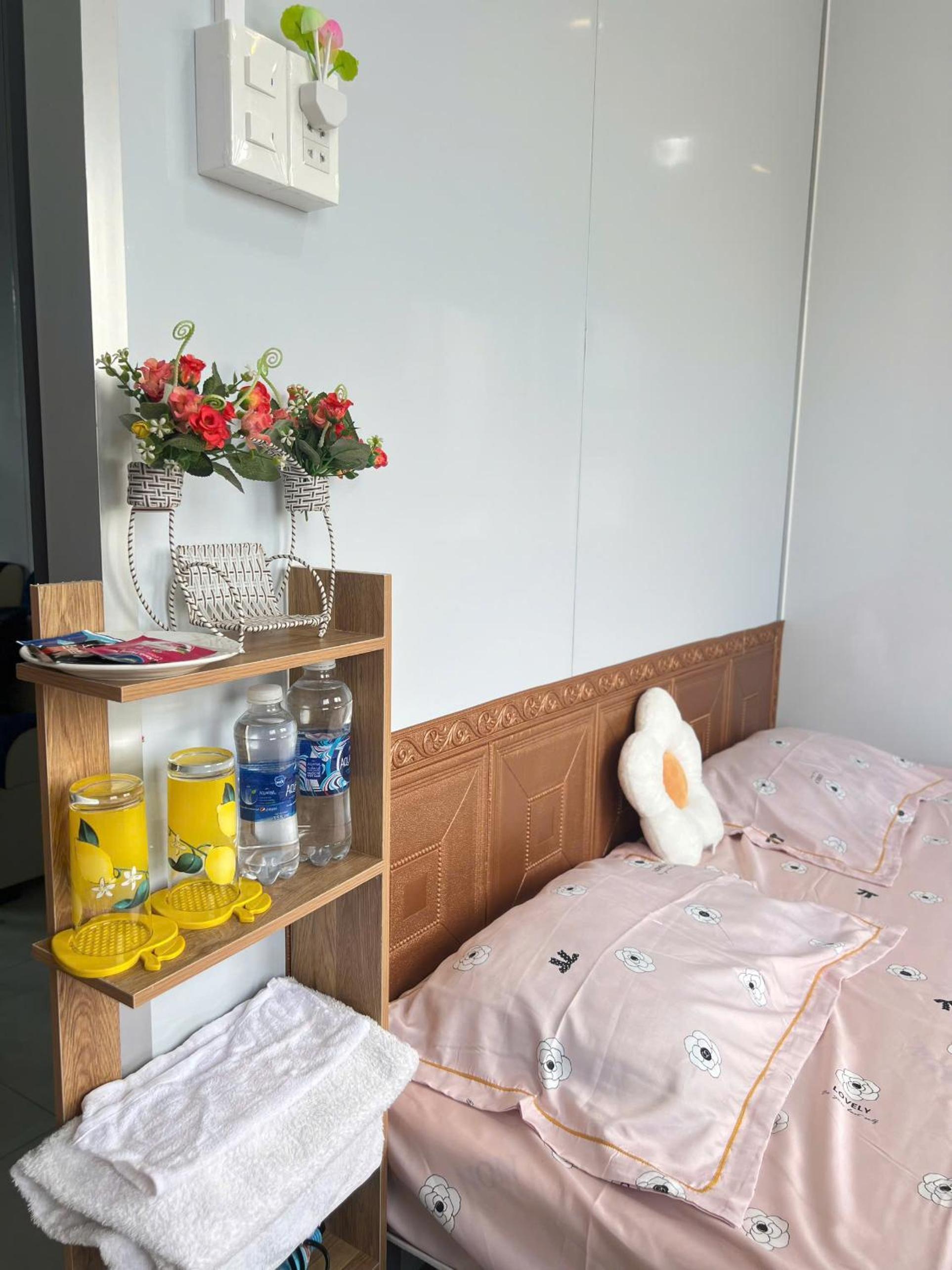 HOMESTAY Hoàng GIa view 2