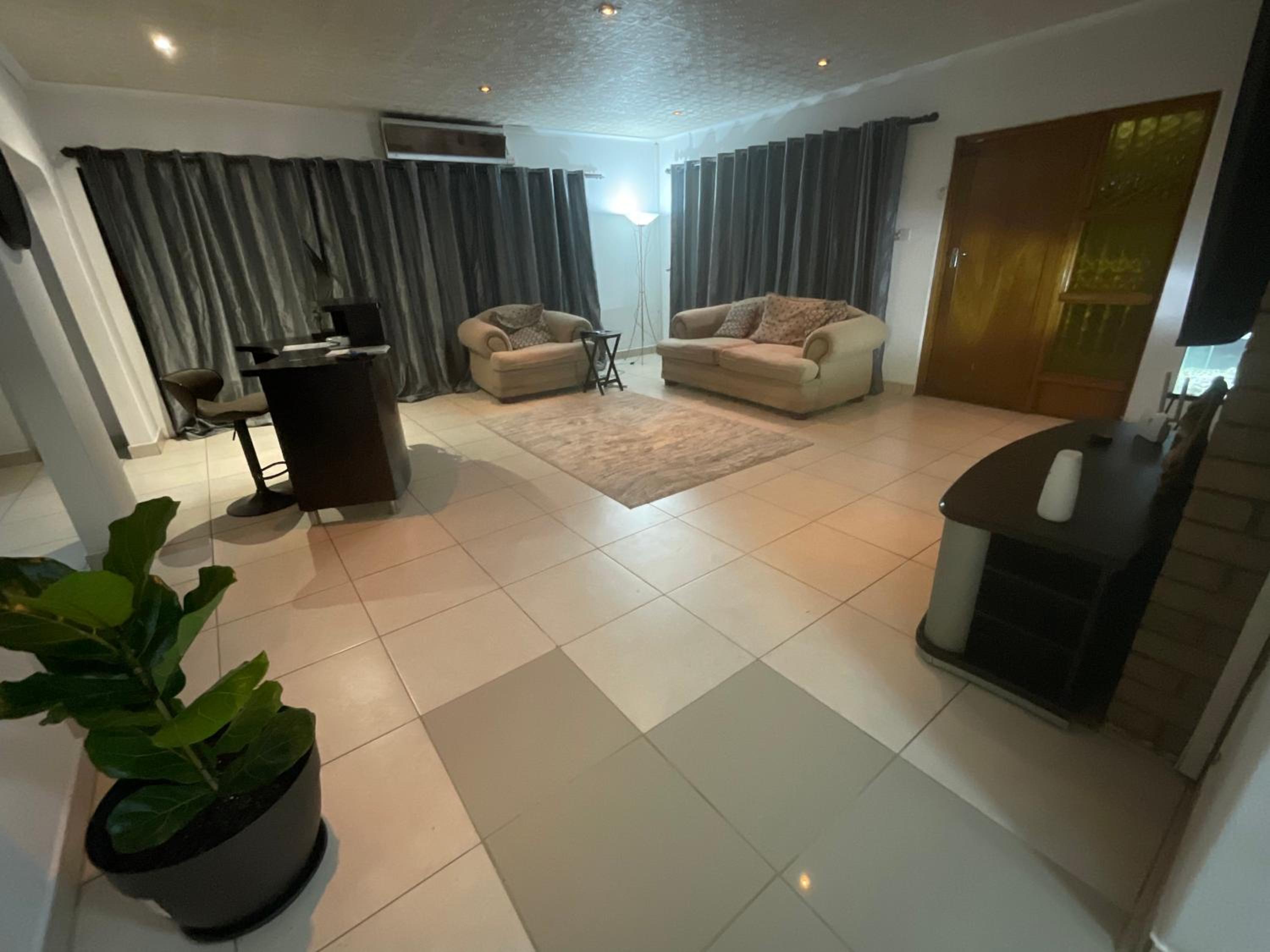 LaRonza Bed and Breakfast
