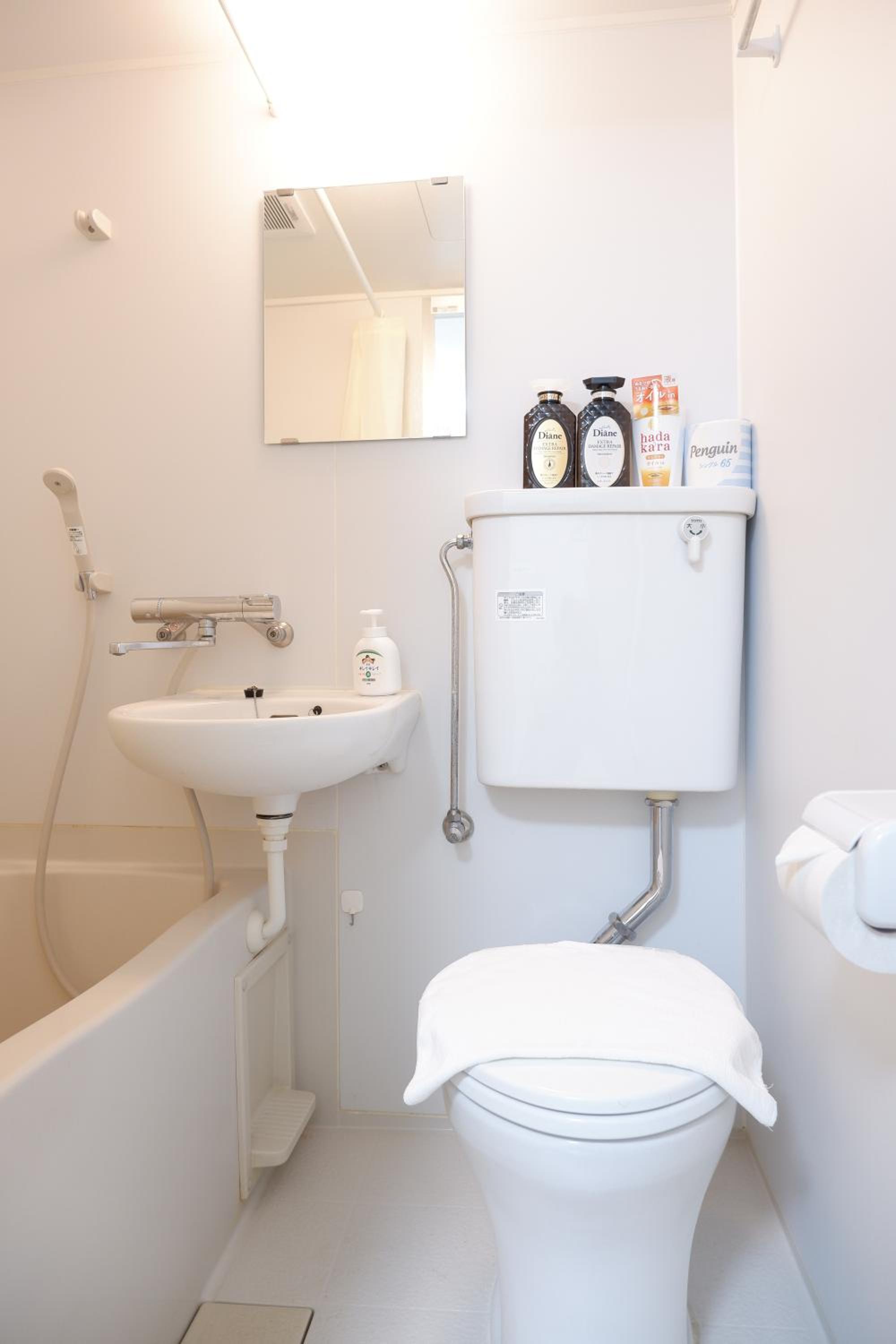 GLOU Yochomachi Compact Stay in Shinjuku