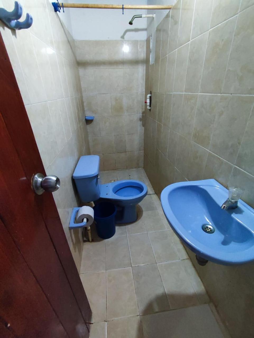 hostal LIFE BLUE frente a la playa