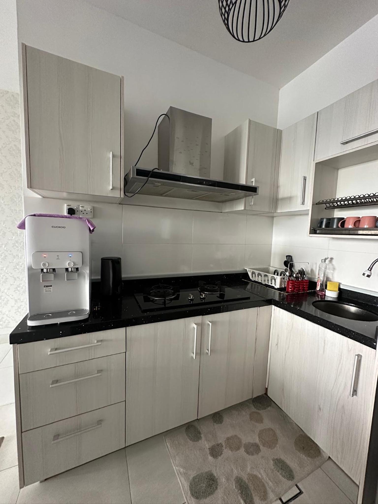 Kyra The Heights Residence Condo Ayer Keroh Melaka WiFi, Netflix & Pool photo 2