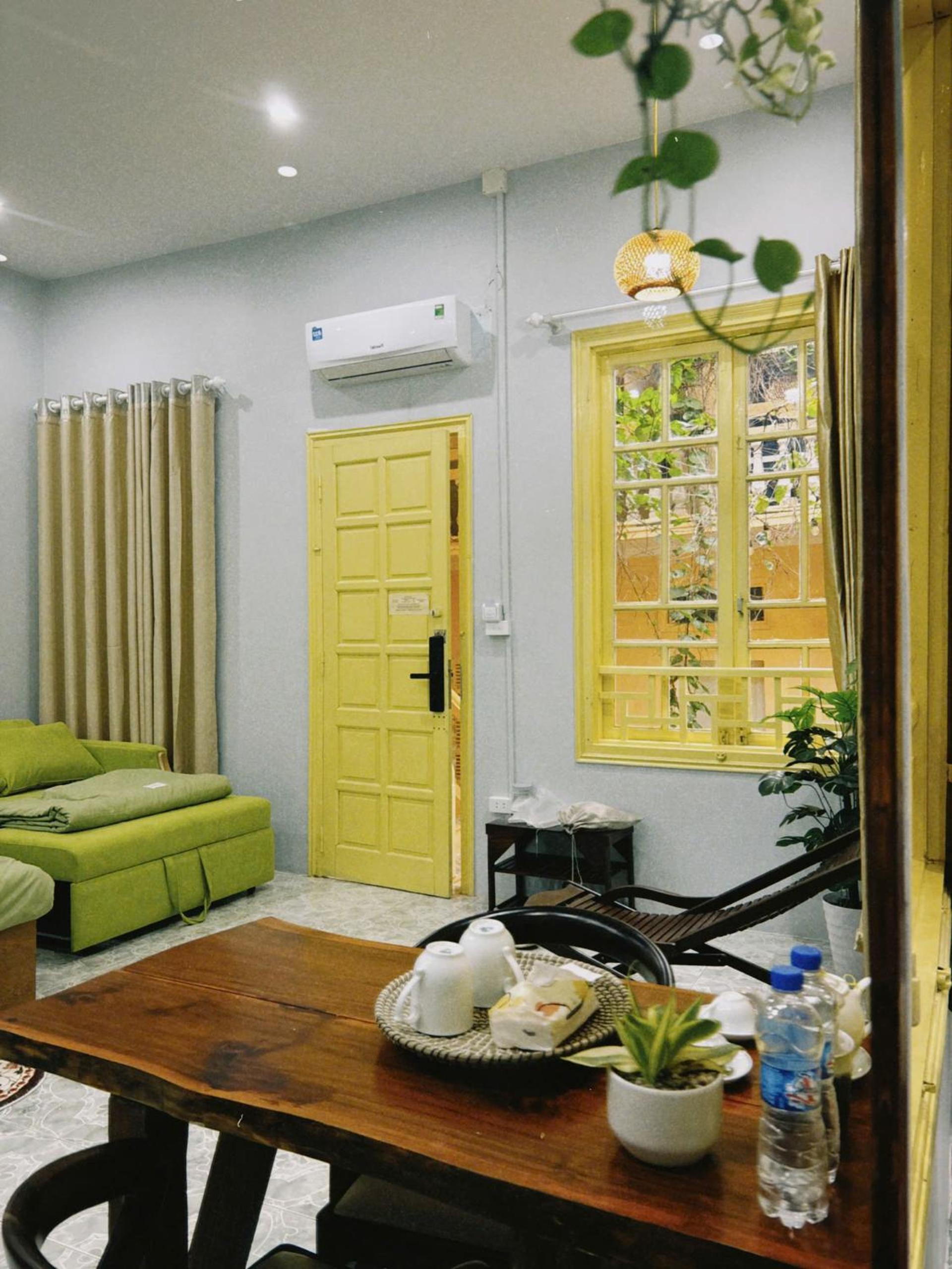 Azalea Apartment